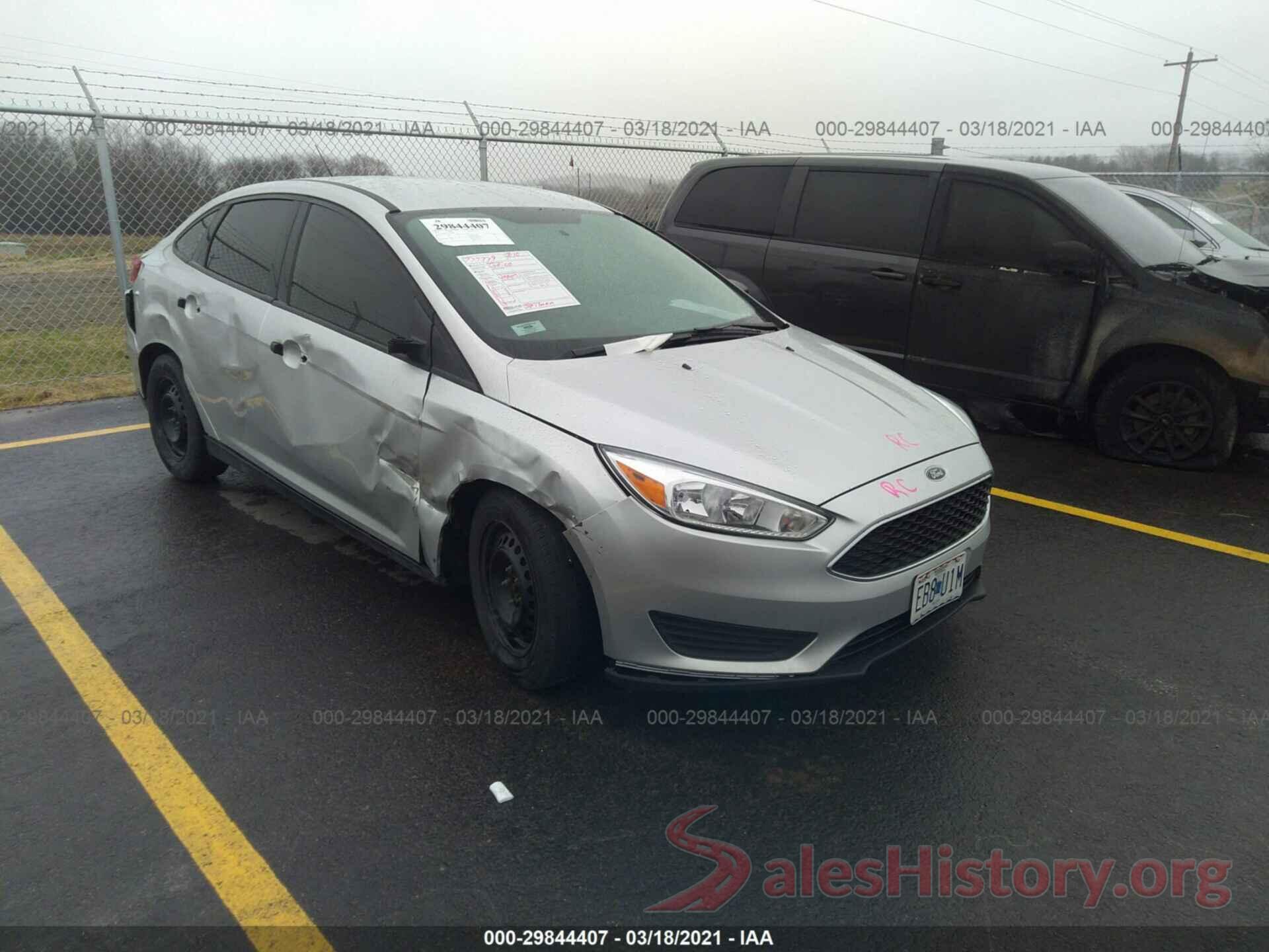 1FADP3E22JL216897 2018 FORD FOCUS