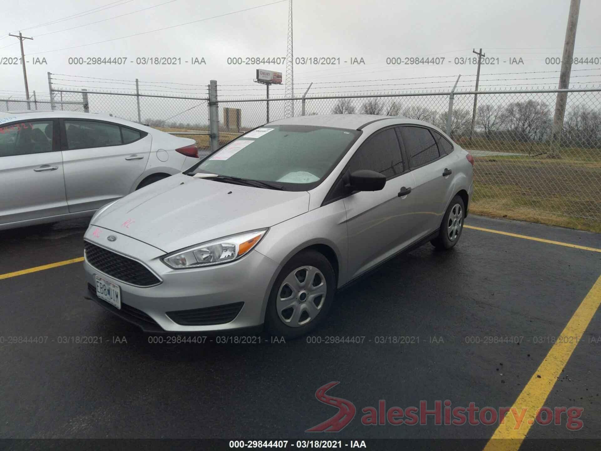 1FADP3E22JL216897 2018 FORD FOCUS