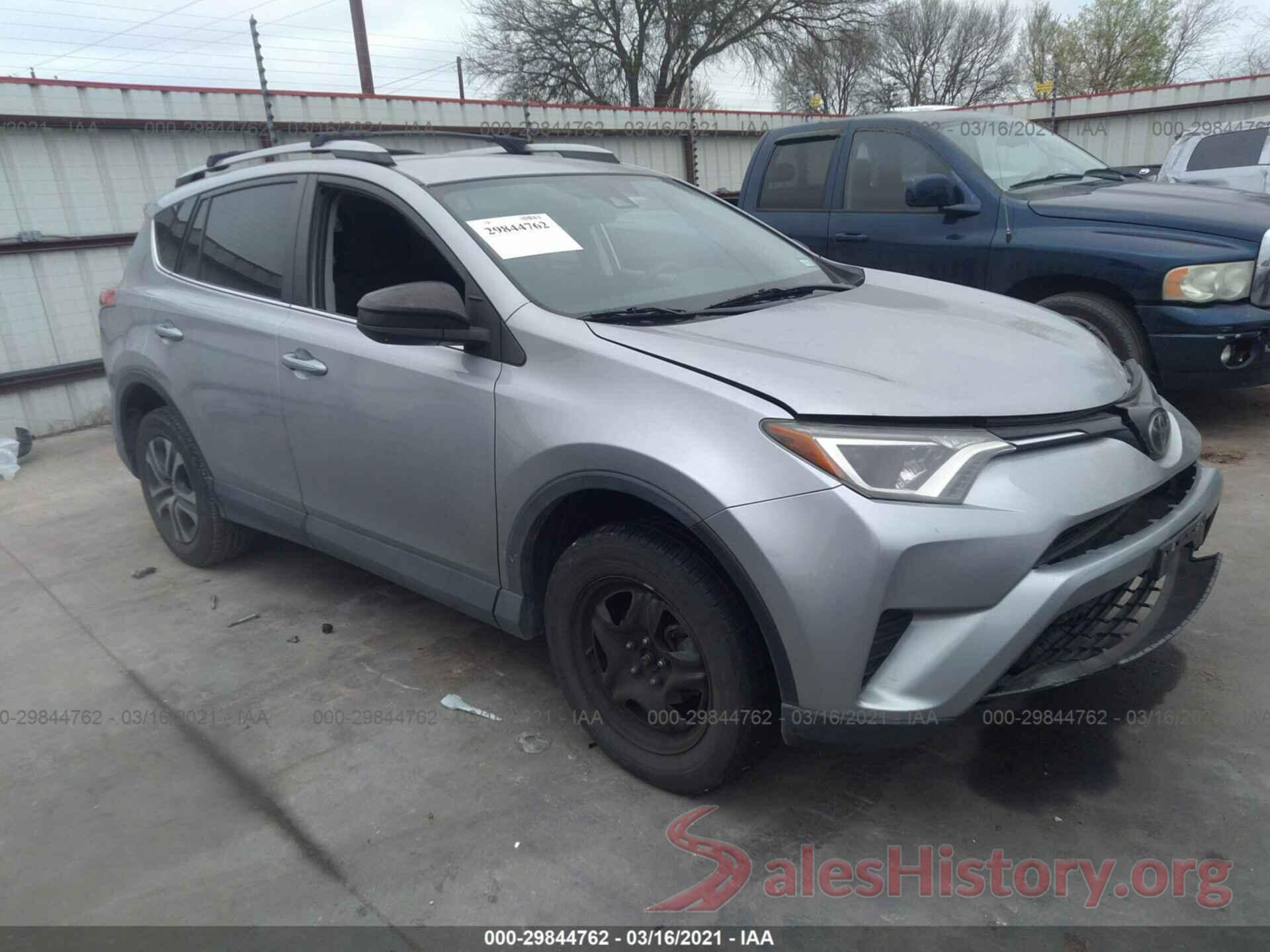 2T3ZFREVXHW329522 2017 TOYOTA RAV4