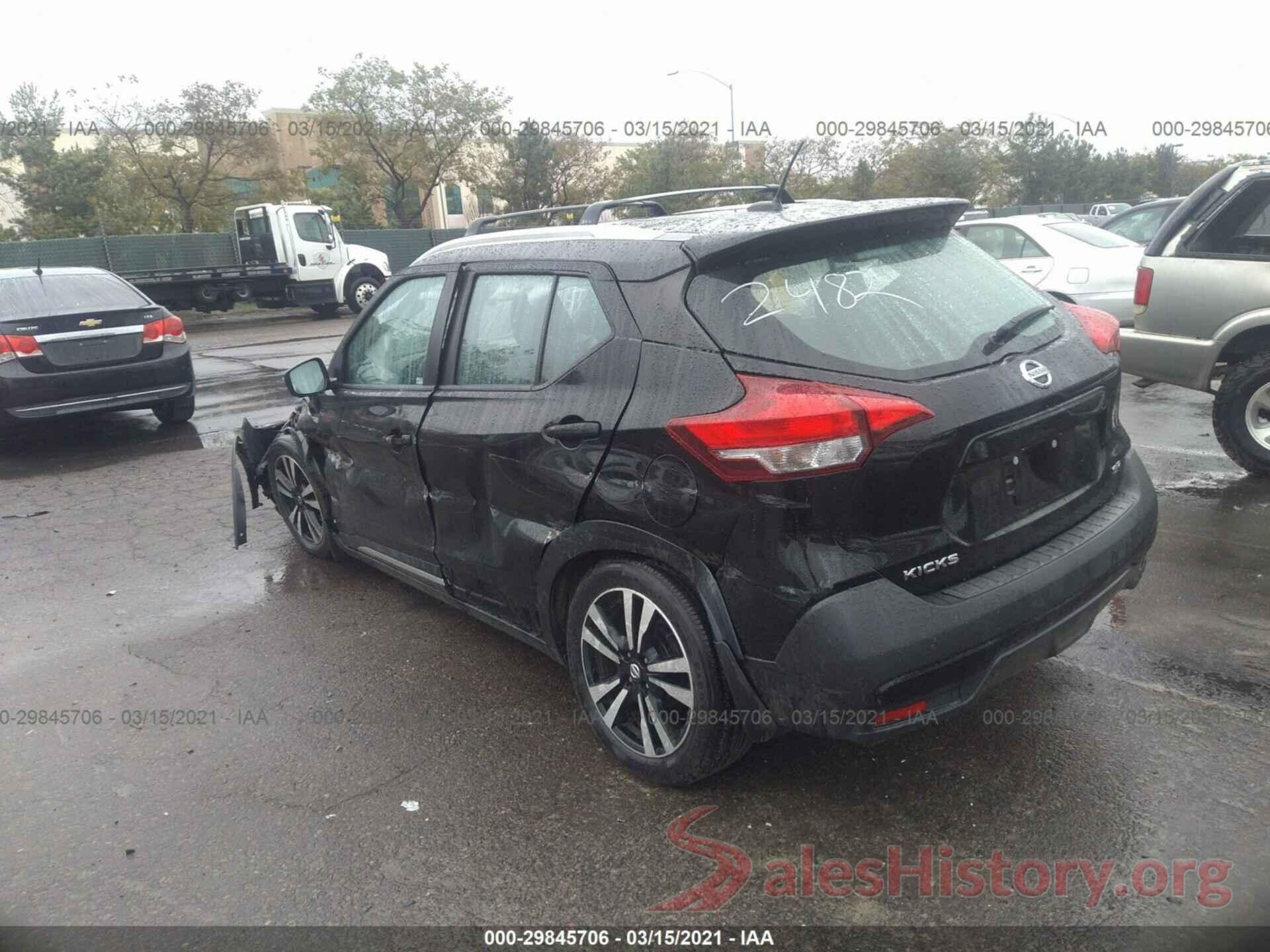 3N1CP5CU6JL522482 2018 NISSAN KICKS