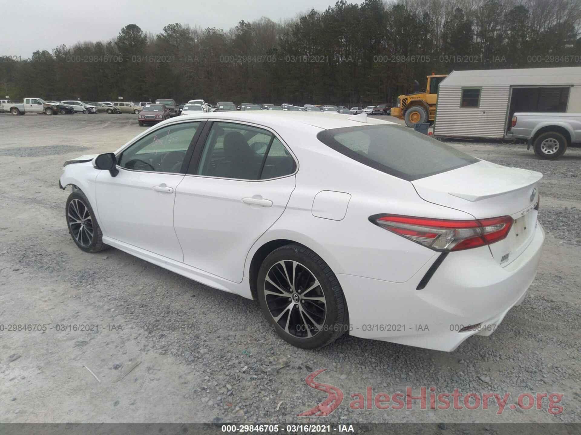 4T1B11HK9KU807593 2019 TOYOTA CAMRY