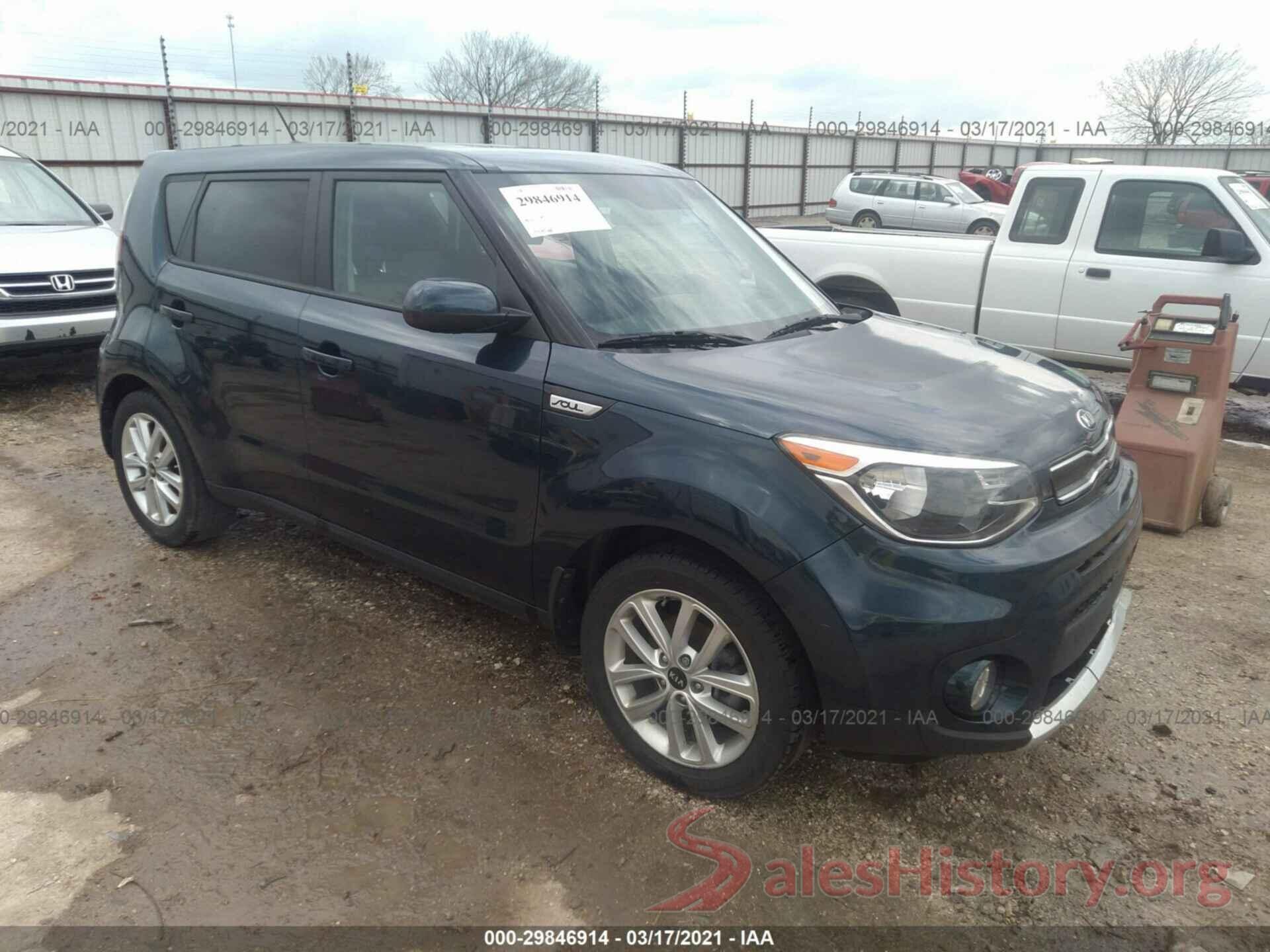 KNDJP3A59J7551466 2018 KIA SOUL