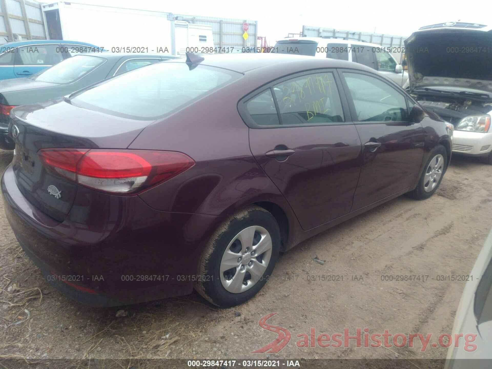 3KPFK4A7XHE072463 2017 KIA FORTE