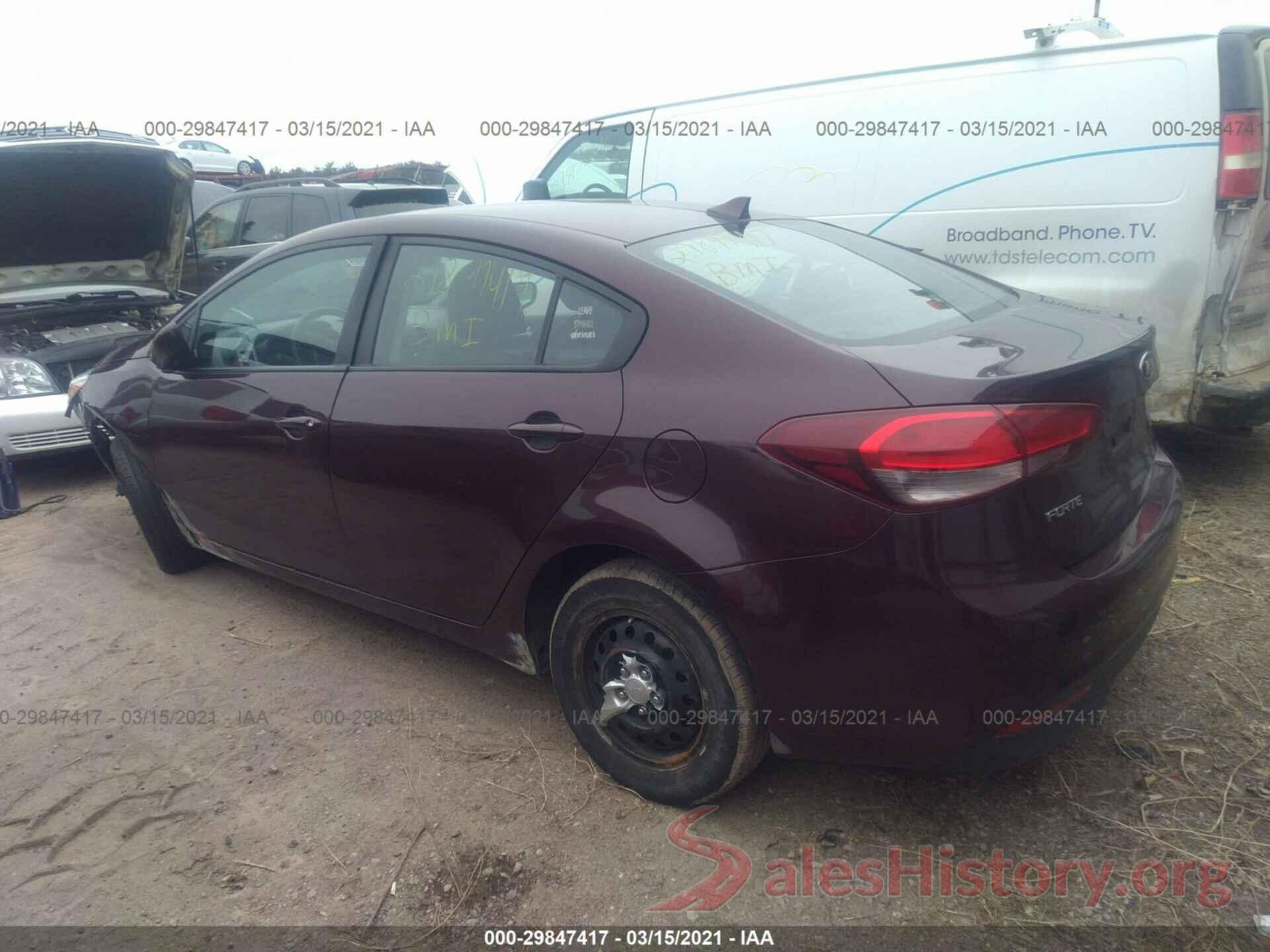 3KPFK4A7XHE072463 2017 KIA FORTE