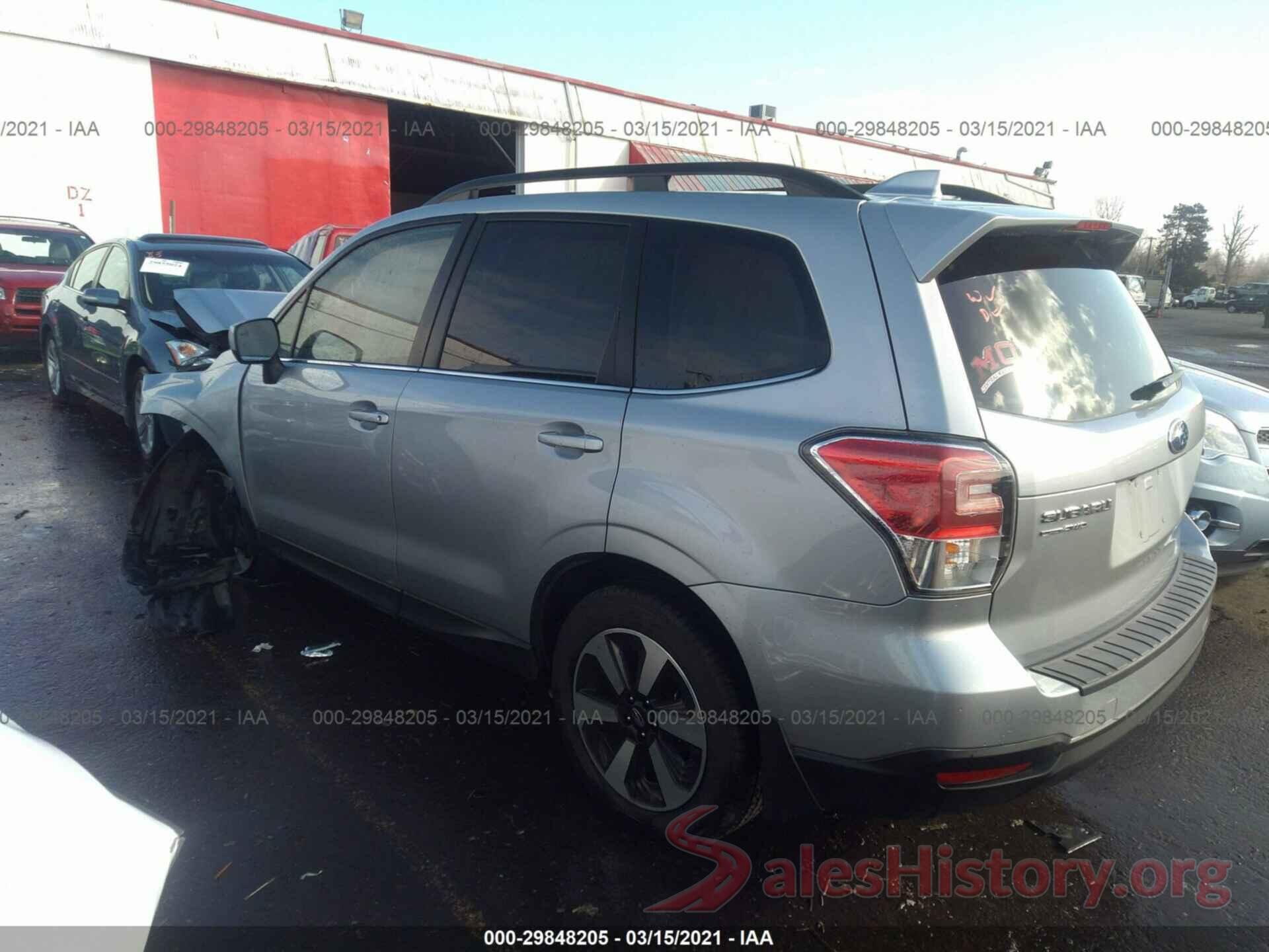 JF2SJAJC5JH522969 2018 SUBARU FORESTER