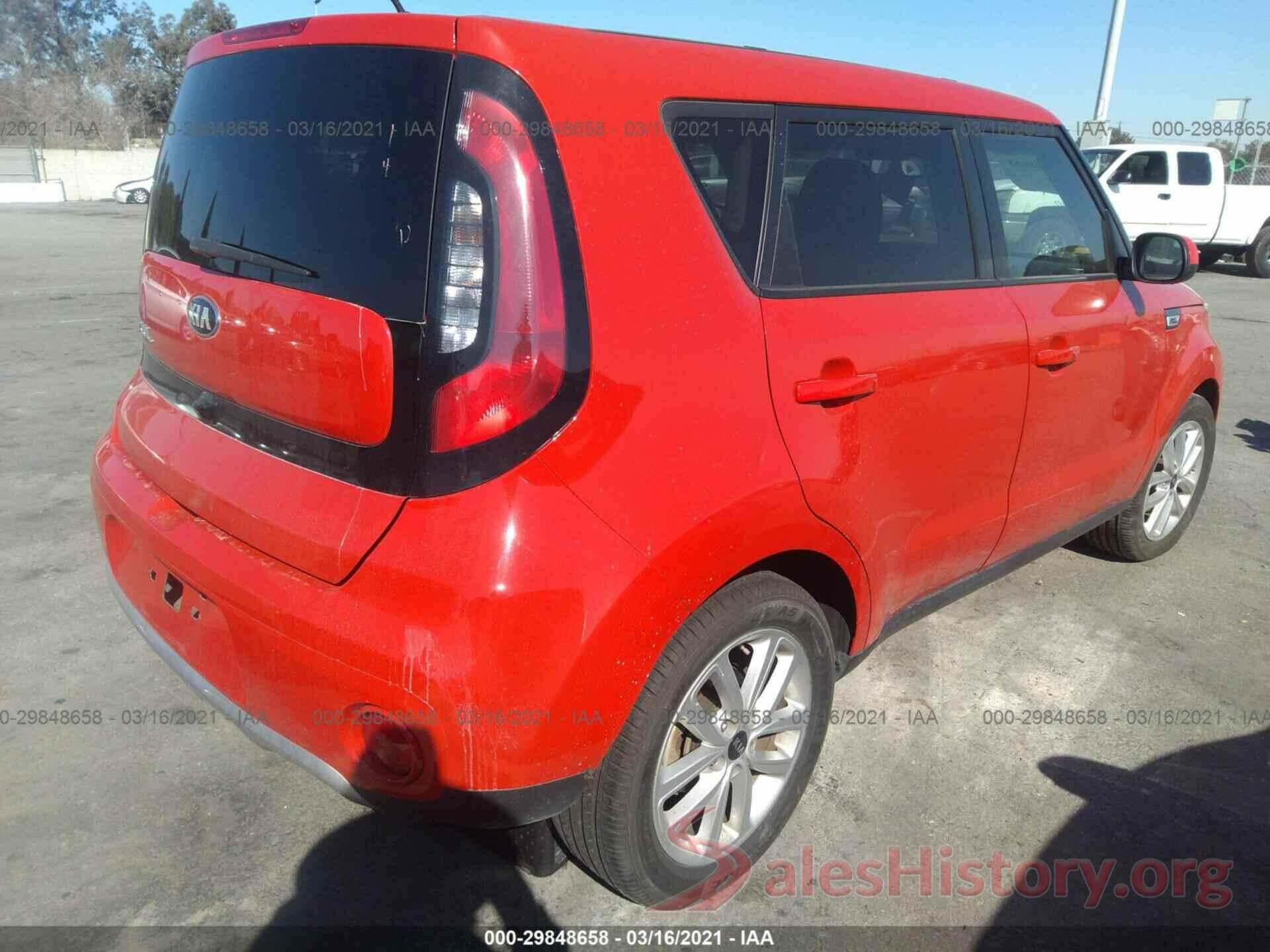 KNDJP3A50J7599504 2018 KIA SOUL