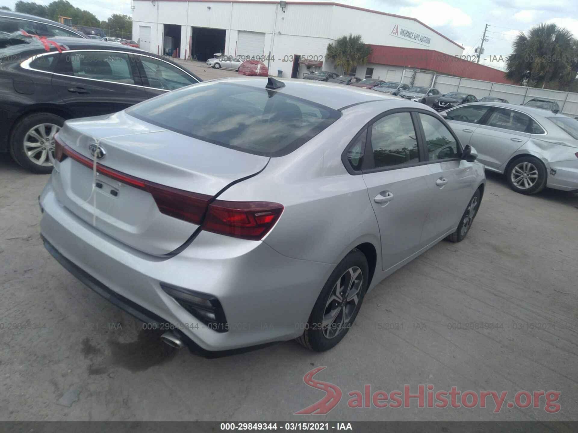 3KPF24AD7ME305800 2021 KIA FORTE