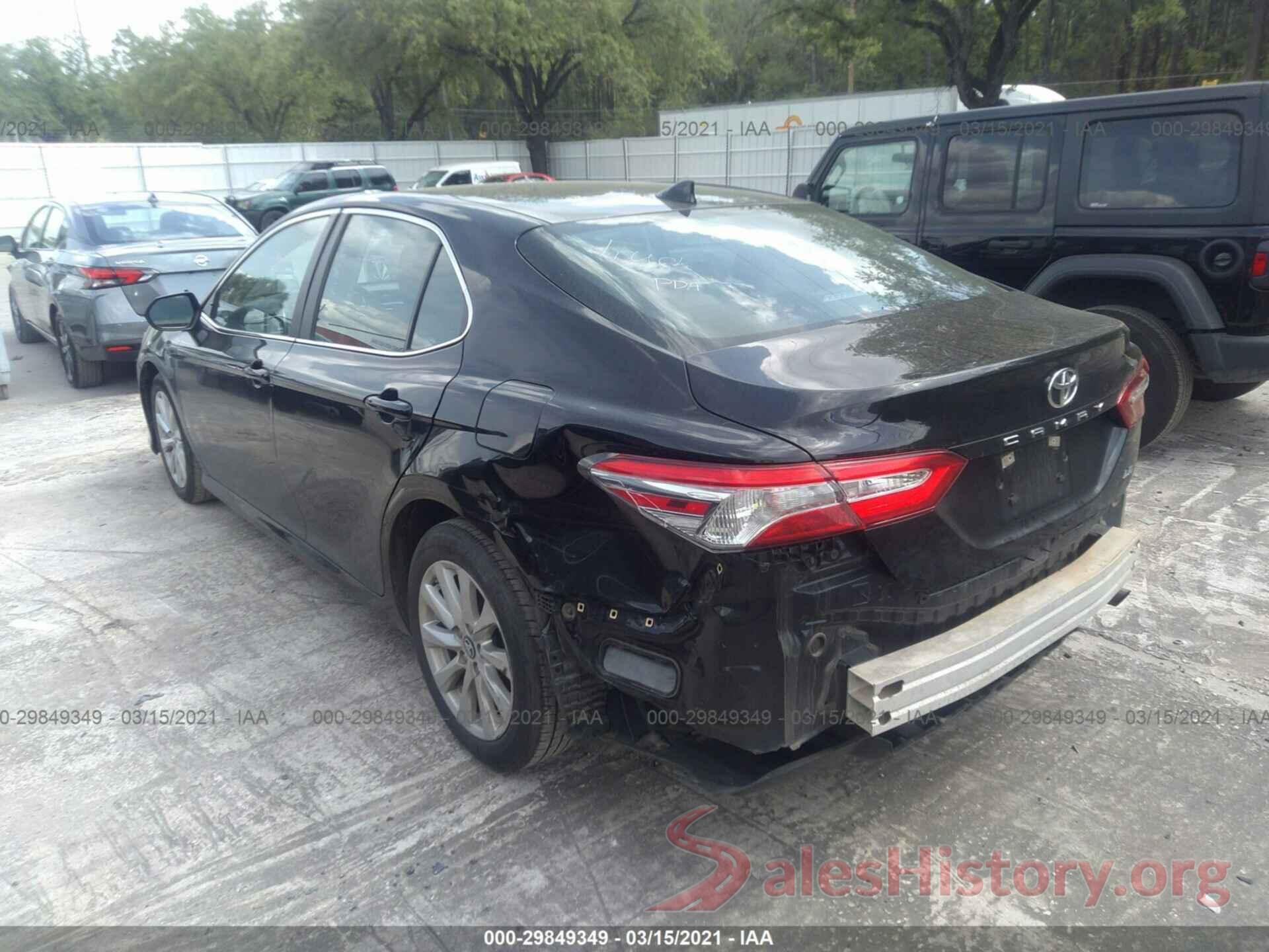 4T1B11HK5KU729975 2019 TOYOTA CAMRY