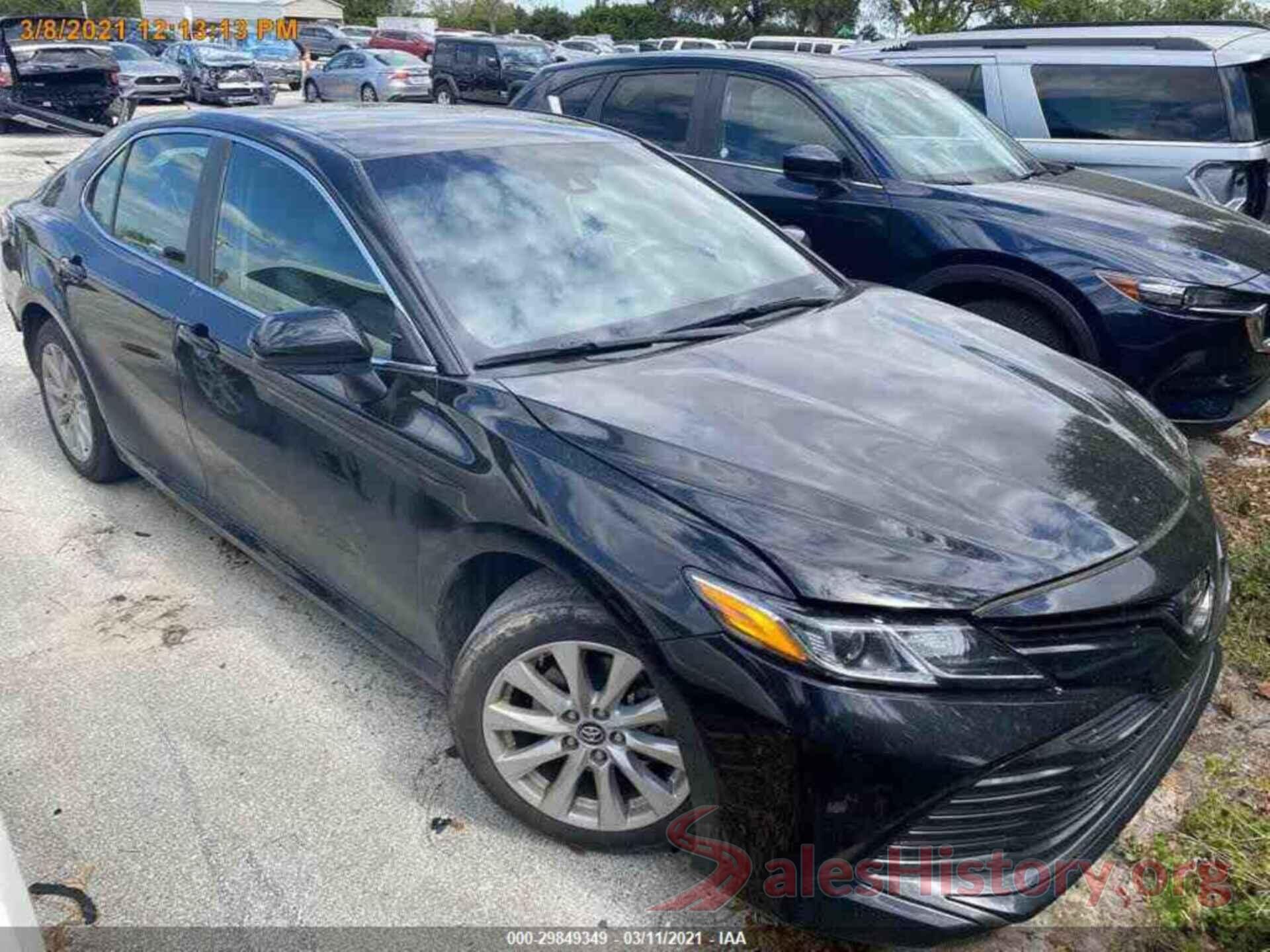 4T1B11HK5KU729975 2019 TOYOTA CAMRY