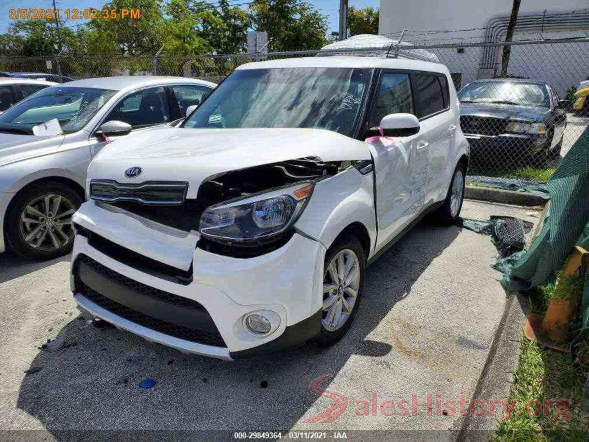 KNDJP3A5XJ7902773 2018 KIA SOUL