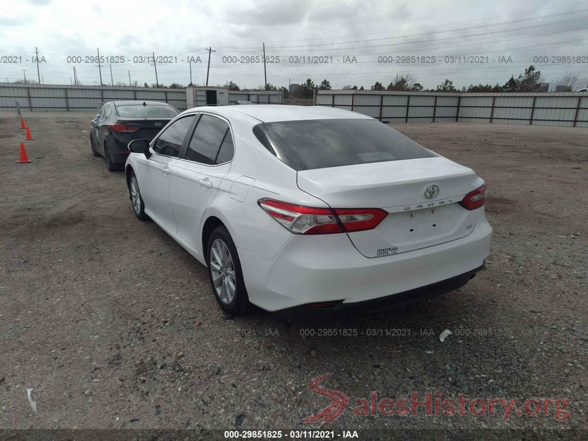 4T1B11HK9JU153872 2018 TOYOTA CAMRY