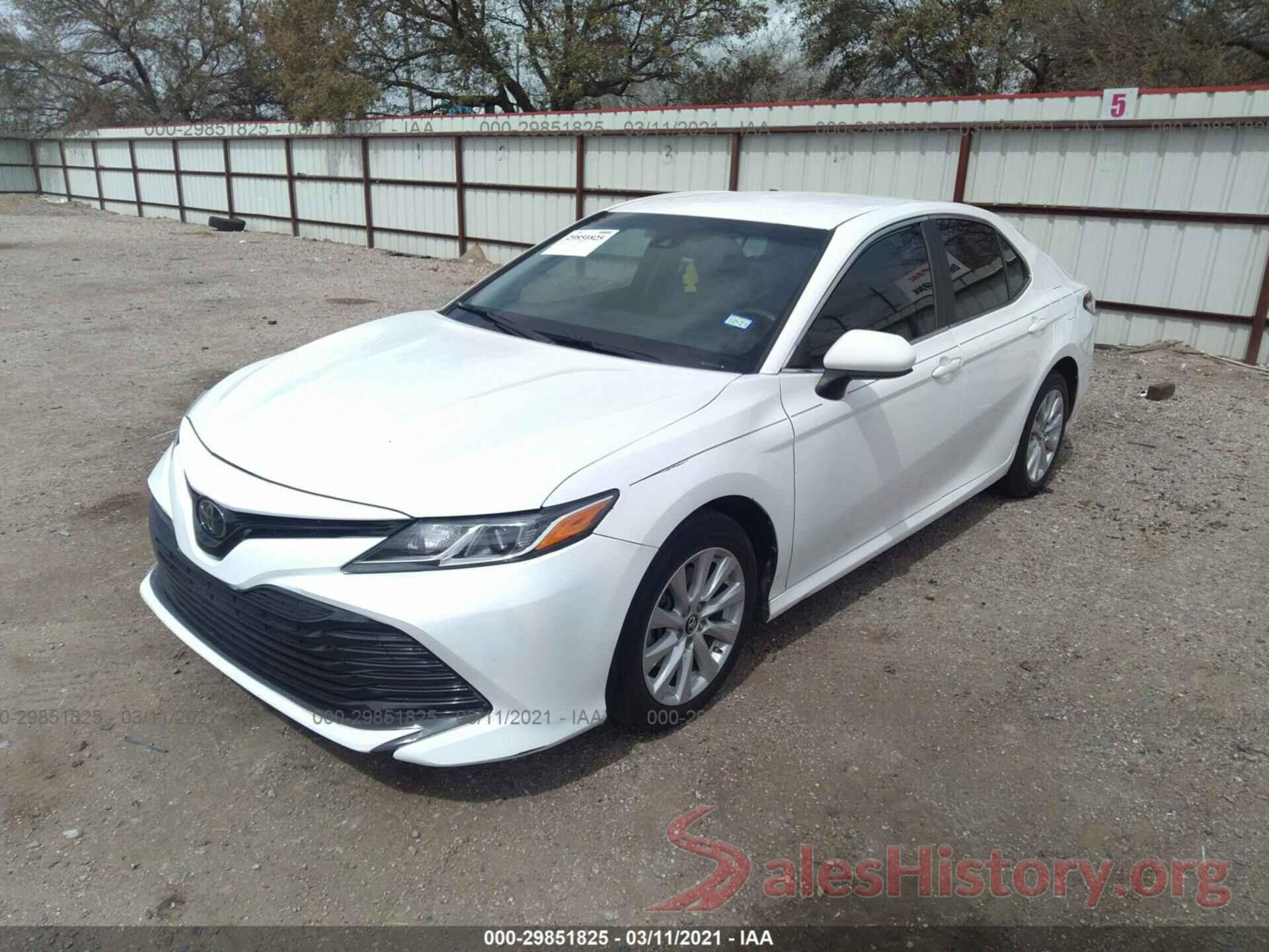 4T1B11HK9JU153872 2018 TOYOTA CAMRY