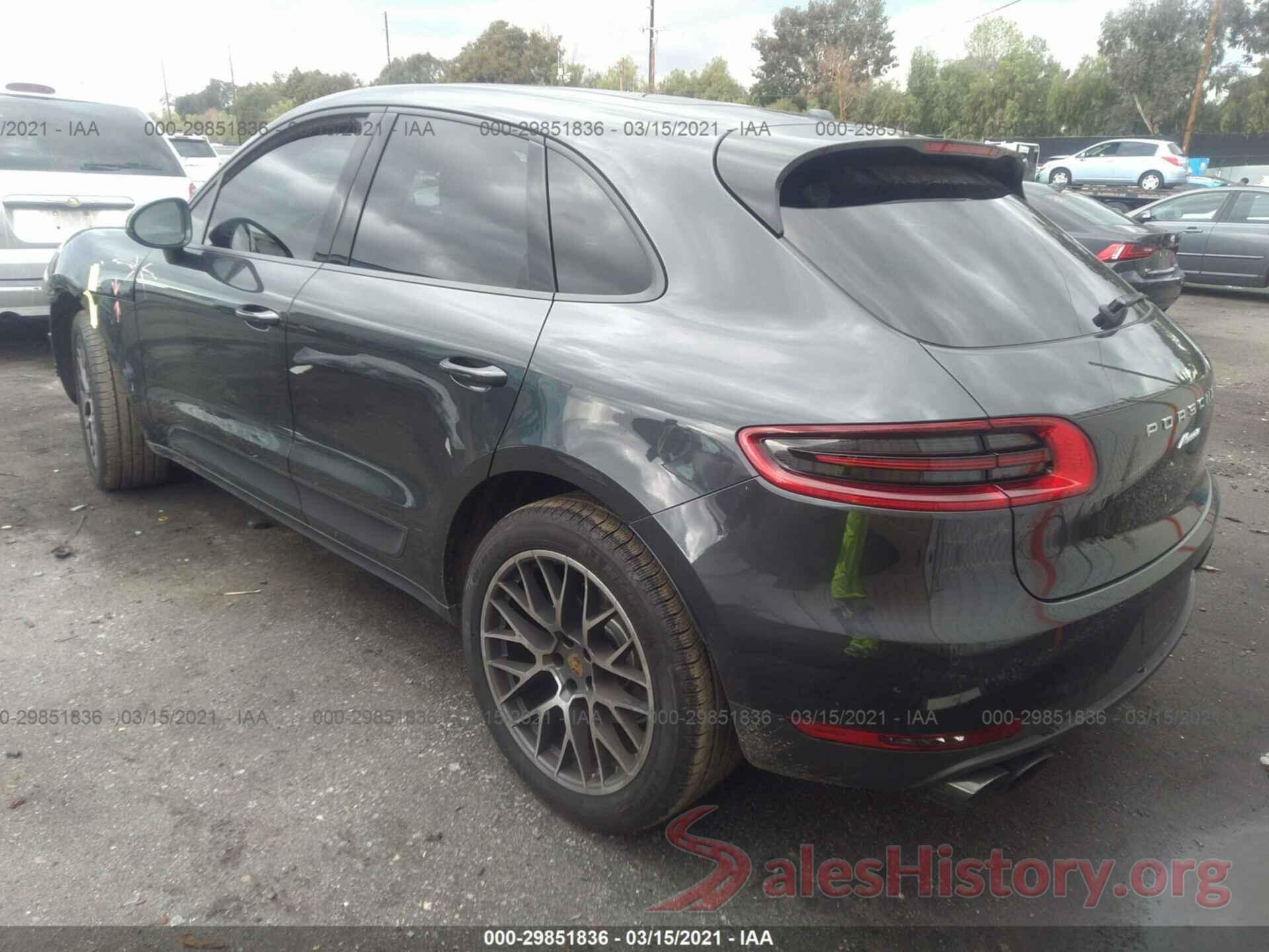 WP1AA2A53JLB18971 2018 PORSCHE MACAN