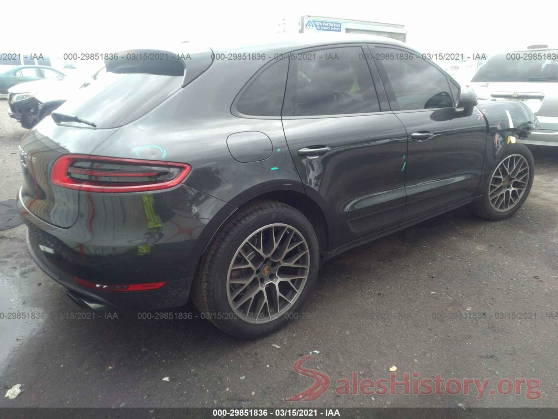 WP1AA2A53JLB18971 2018 PORSCHE MACAN