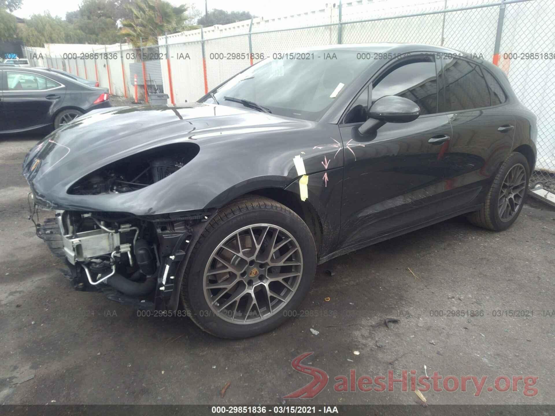 WP1AA2A53JLB18971 2018 PORSCHE MACAN