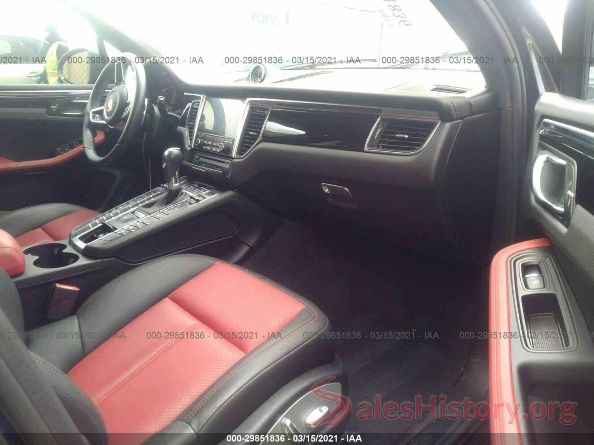 WP1AA2A53JLB18971 2018 PORSCHE MACAN