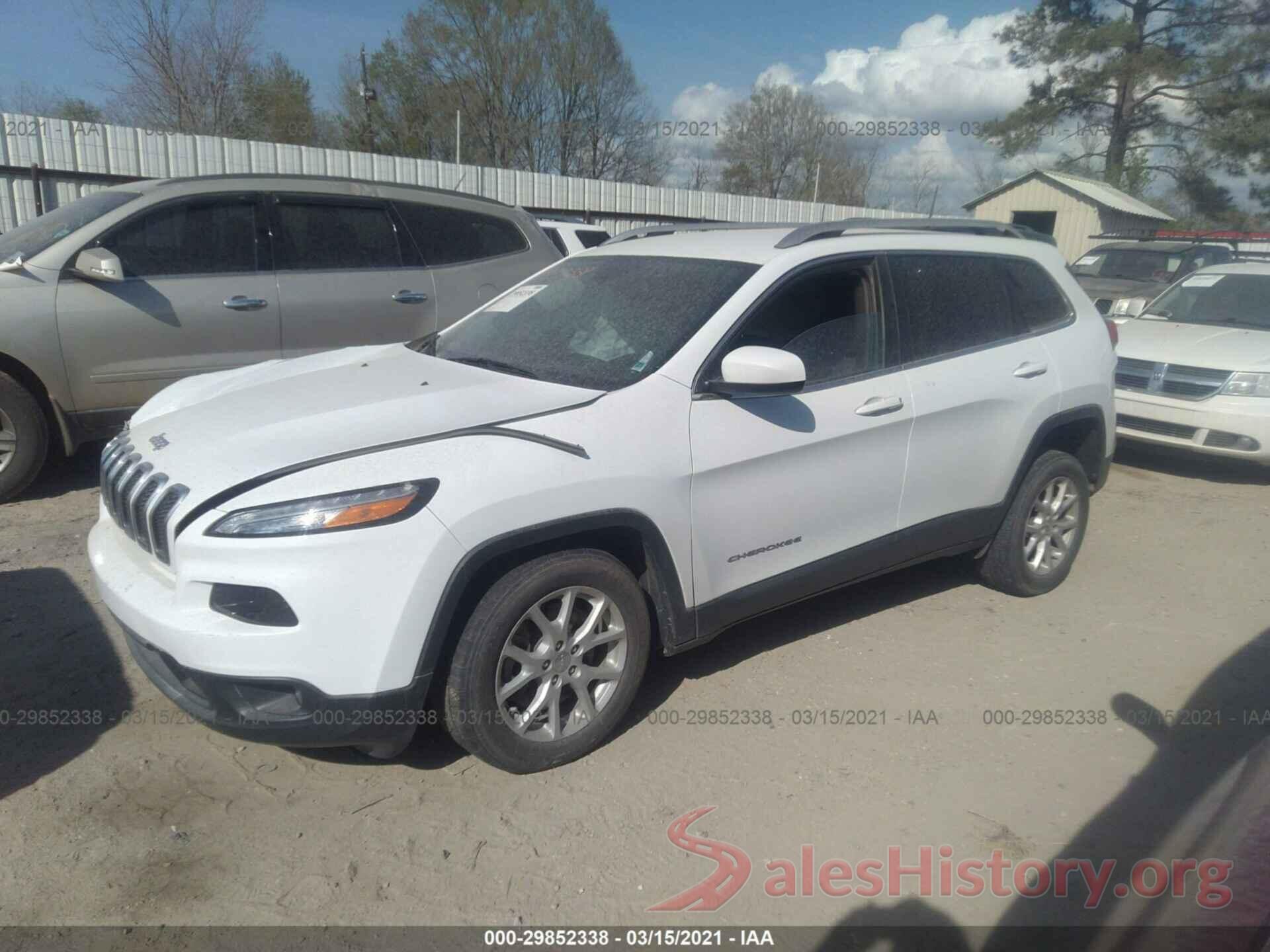 1C4PJLCB8HW586269 2017 JEEP CHEROKEE