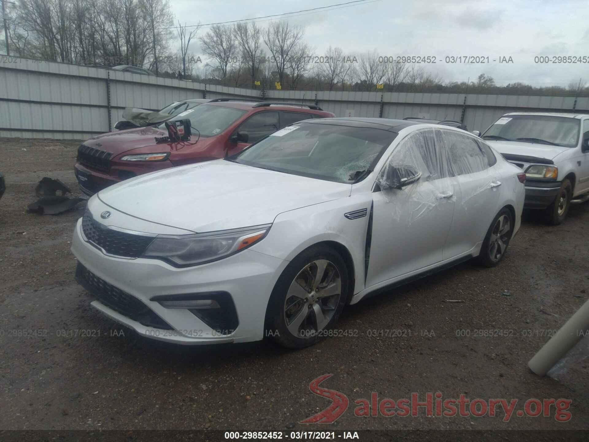 5XXGT4L32KG352095 2019 KIA OPTIMA