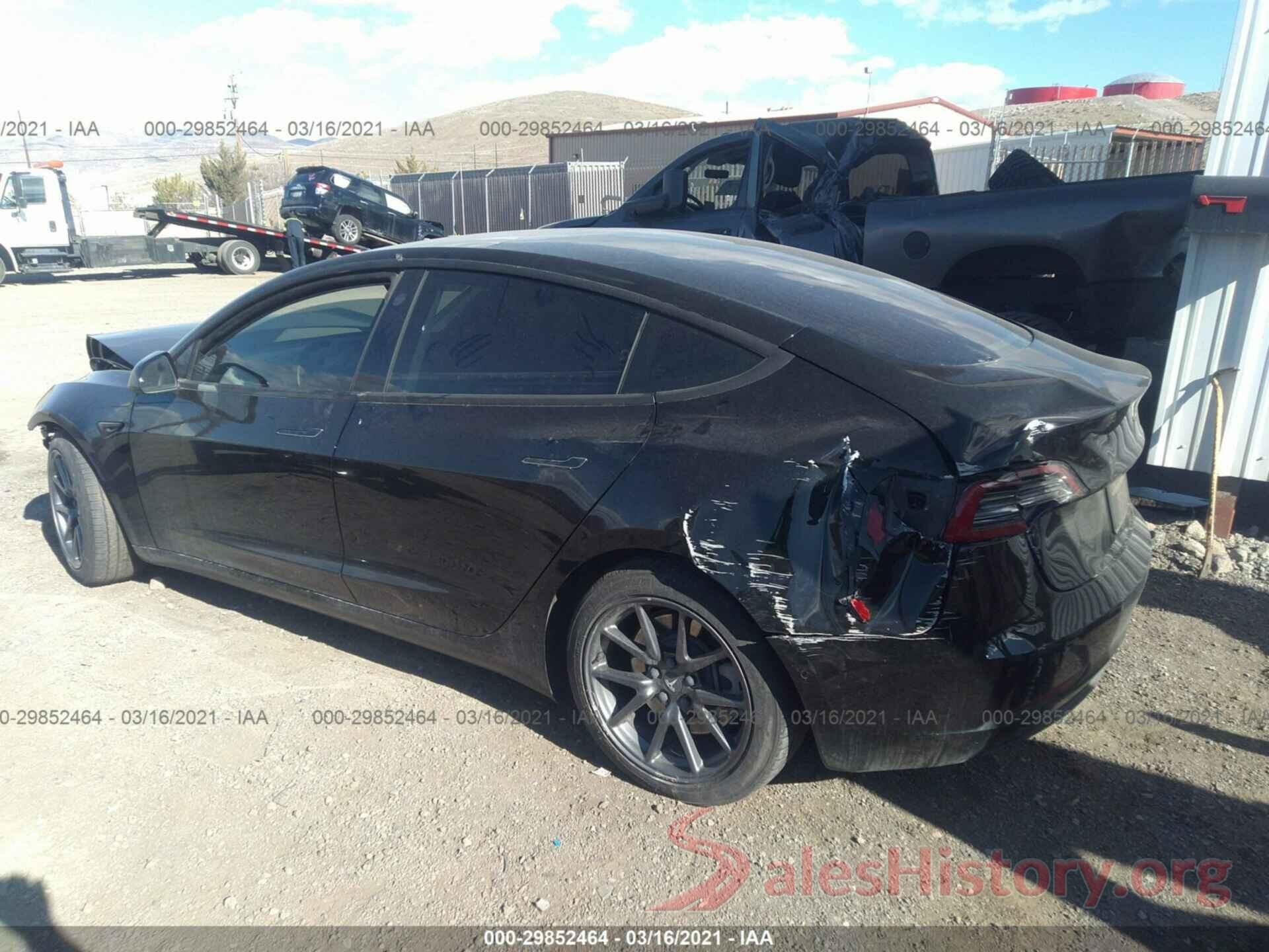 5YJ3E1EB5JF183669 2018 TESLA MODEL 3