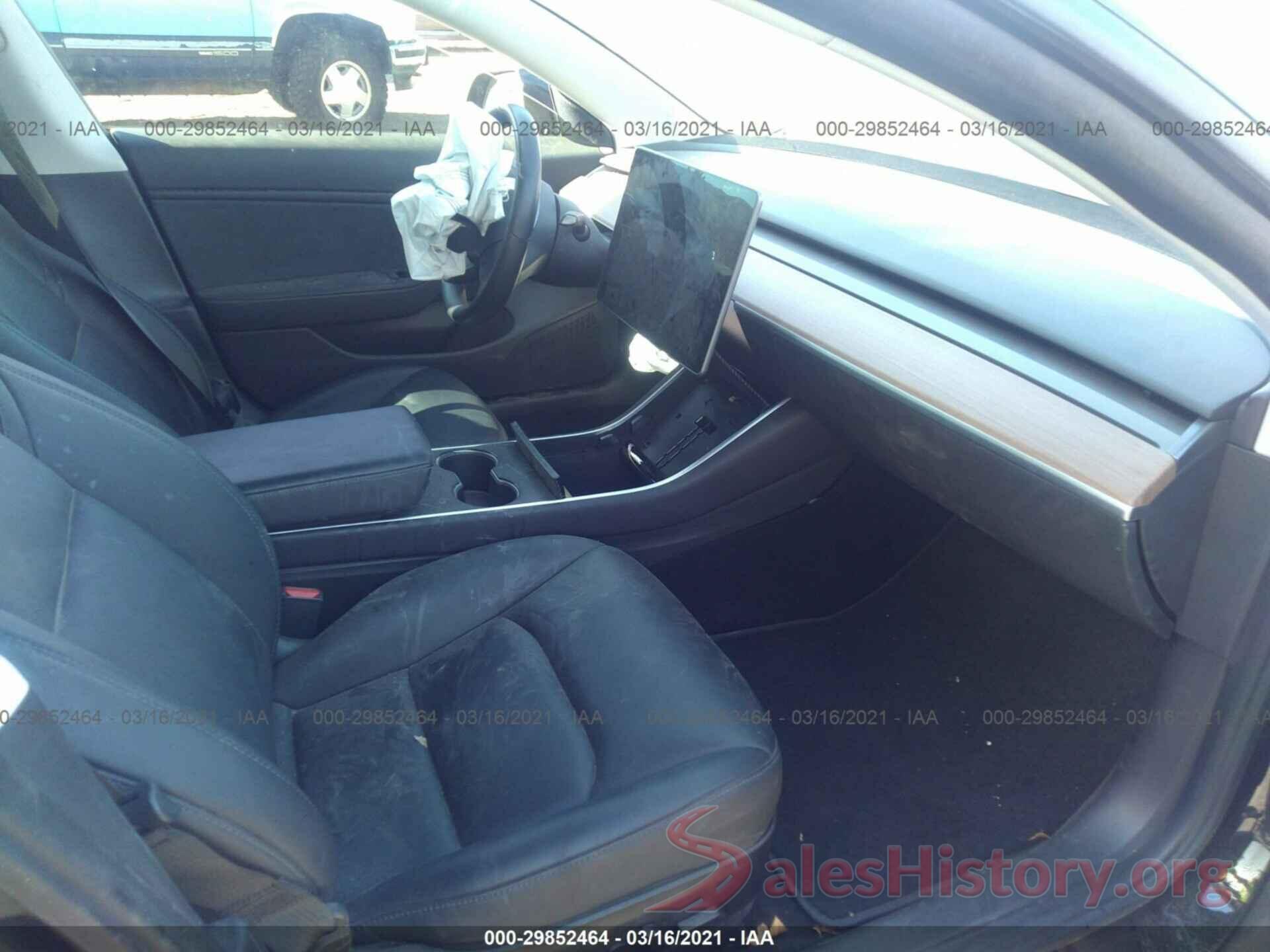 5YJ3E1EB5JF183669 2018 TESLA MODEL 3