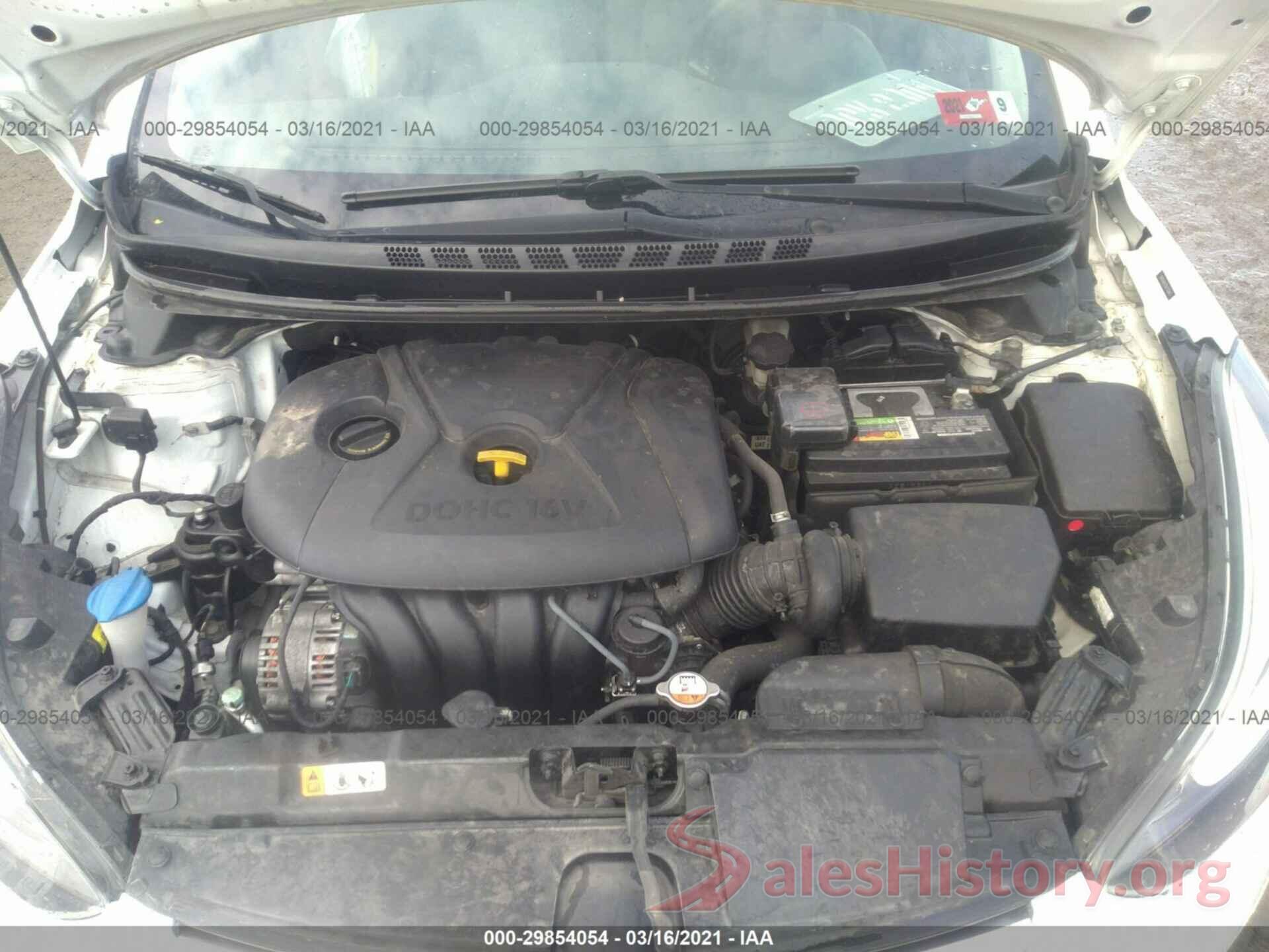 5NPDH4AE1GH770443 2016 HYUNDAI ELANTRA