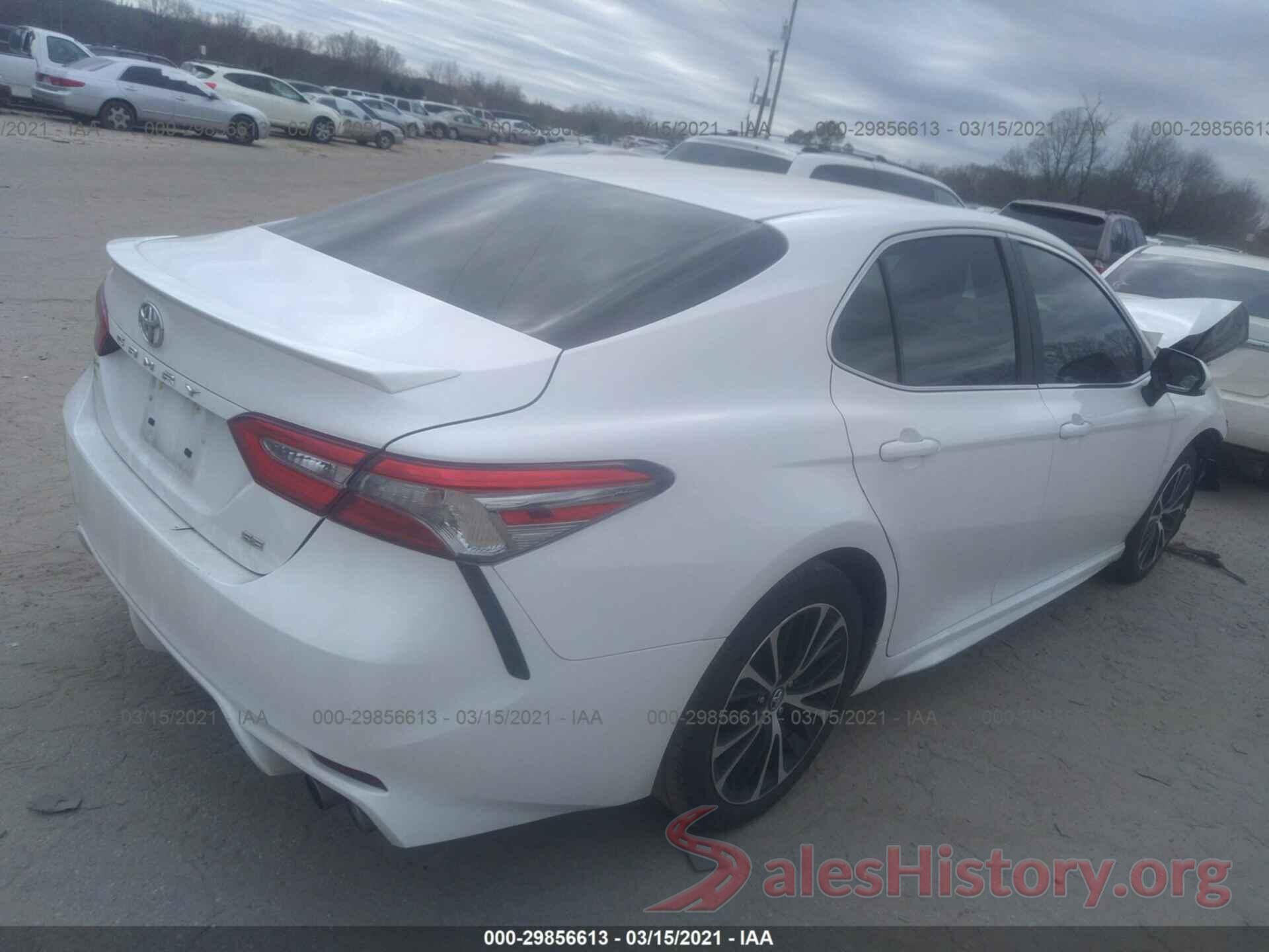 4T1B11HK9JU139292 2018 TOYOTA CAMRY