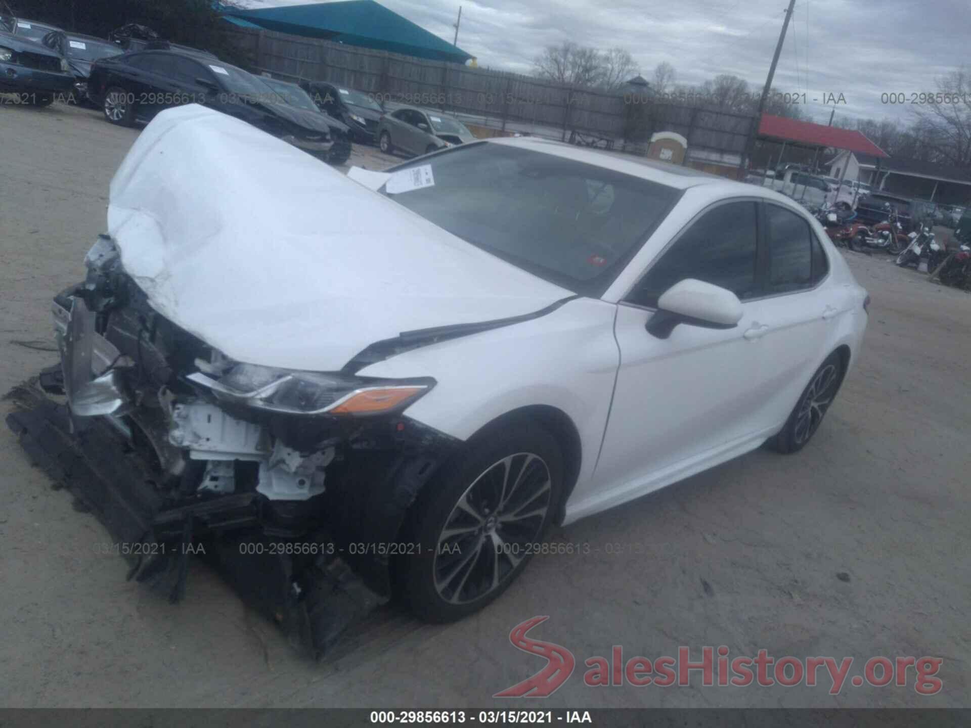 4T1B11HK9JU139292 2018 TOYOTA CAMRY