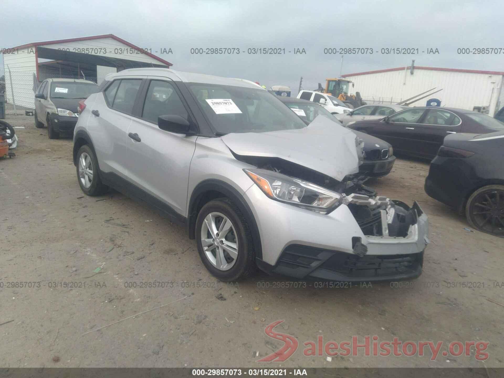 3N1CP5CU3KL521579 2019 NISSAN KICKS