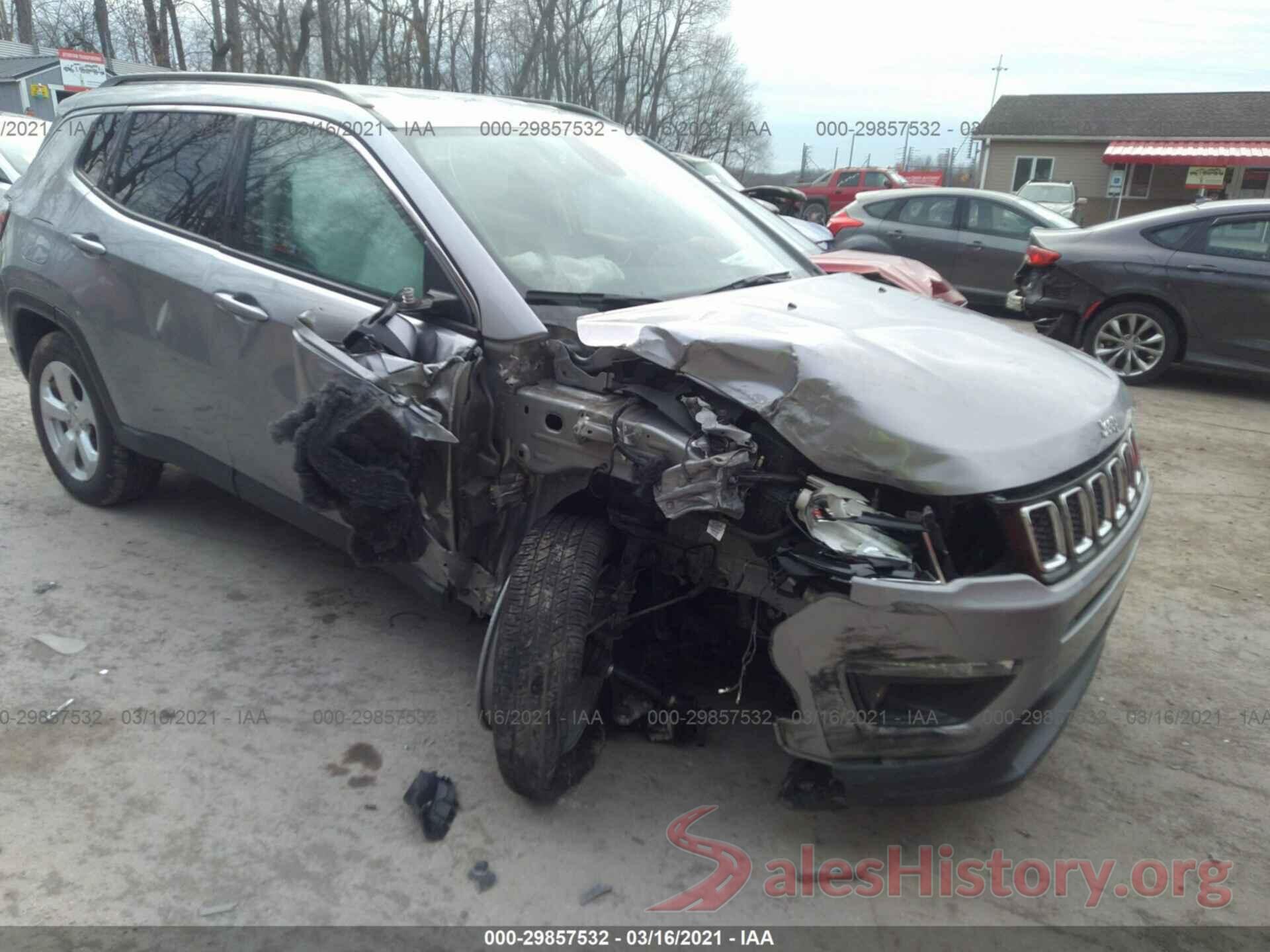 3C4NJDBB5JT355811 2018 JEEP COMPASS