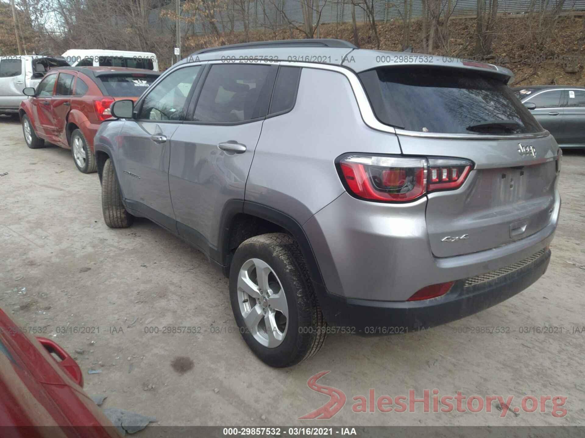 3C4NJDBB5JT355811 2018 JEEP COMPASS