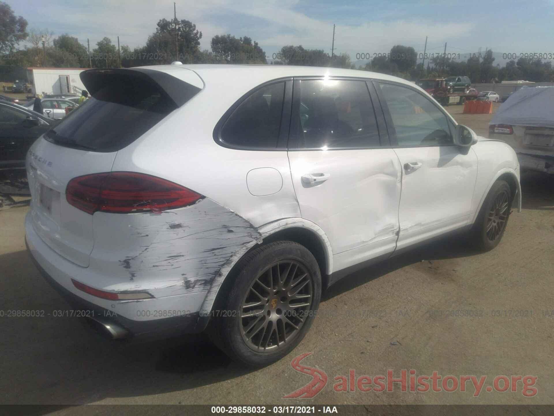 WP1AA2A26HKA90203 2017 PORSCHE CAYENNE