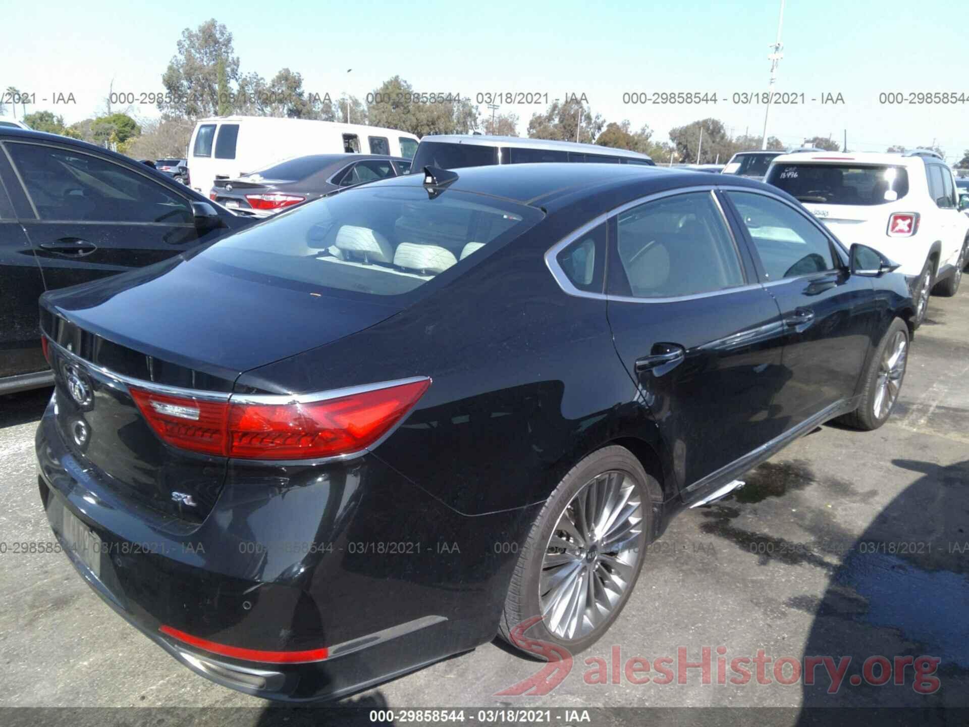 KNALC4J18K5164957 2019 KIA CADENZA