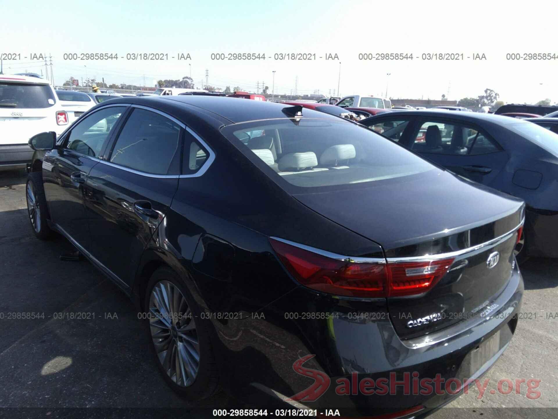 KNALC4J18K5164957 2019 KIA CADENZA