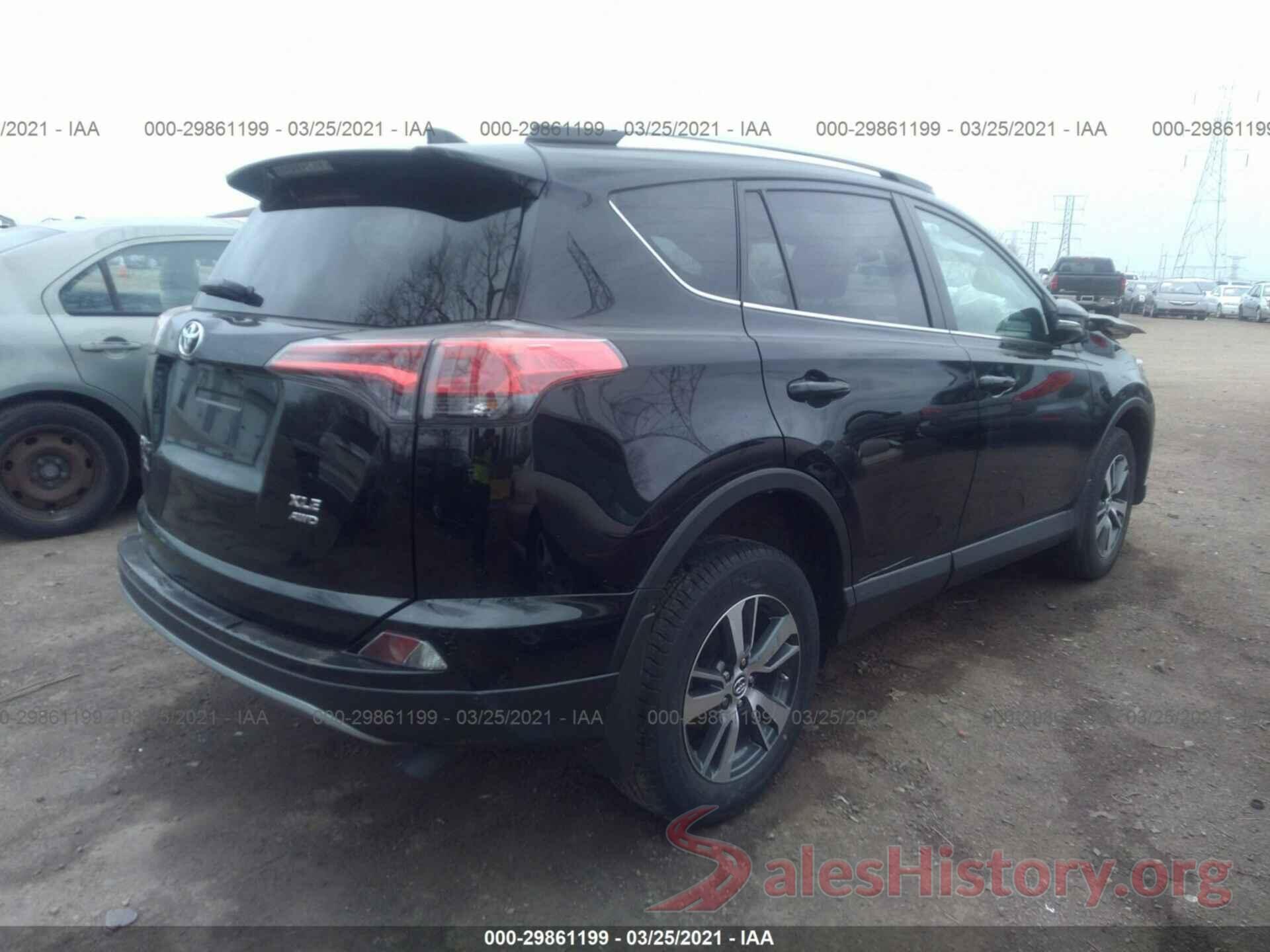 2T3RFREV3JW818544 2018 TOYOTA RAV4