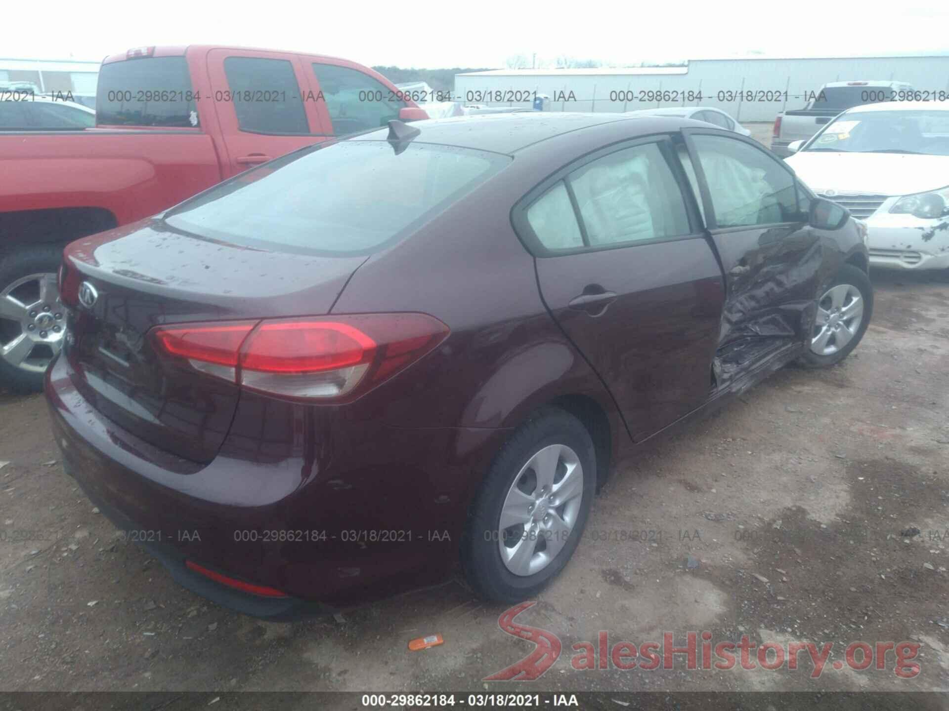 3KPFK4A79JE215375 2018 KIA FORTE