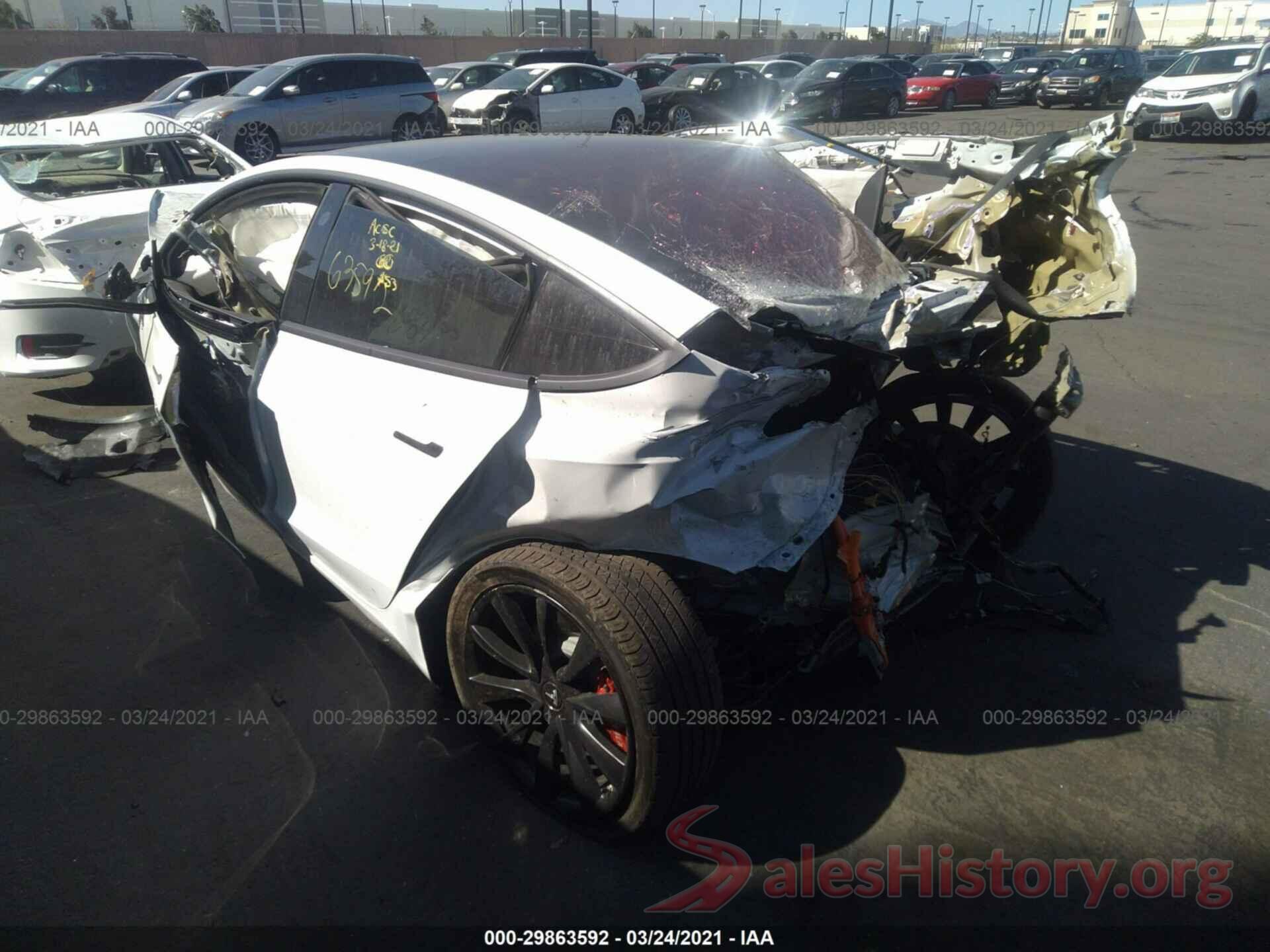 5YJ3E1EB5JF185695 2018 TESLA MODEL 3