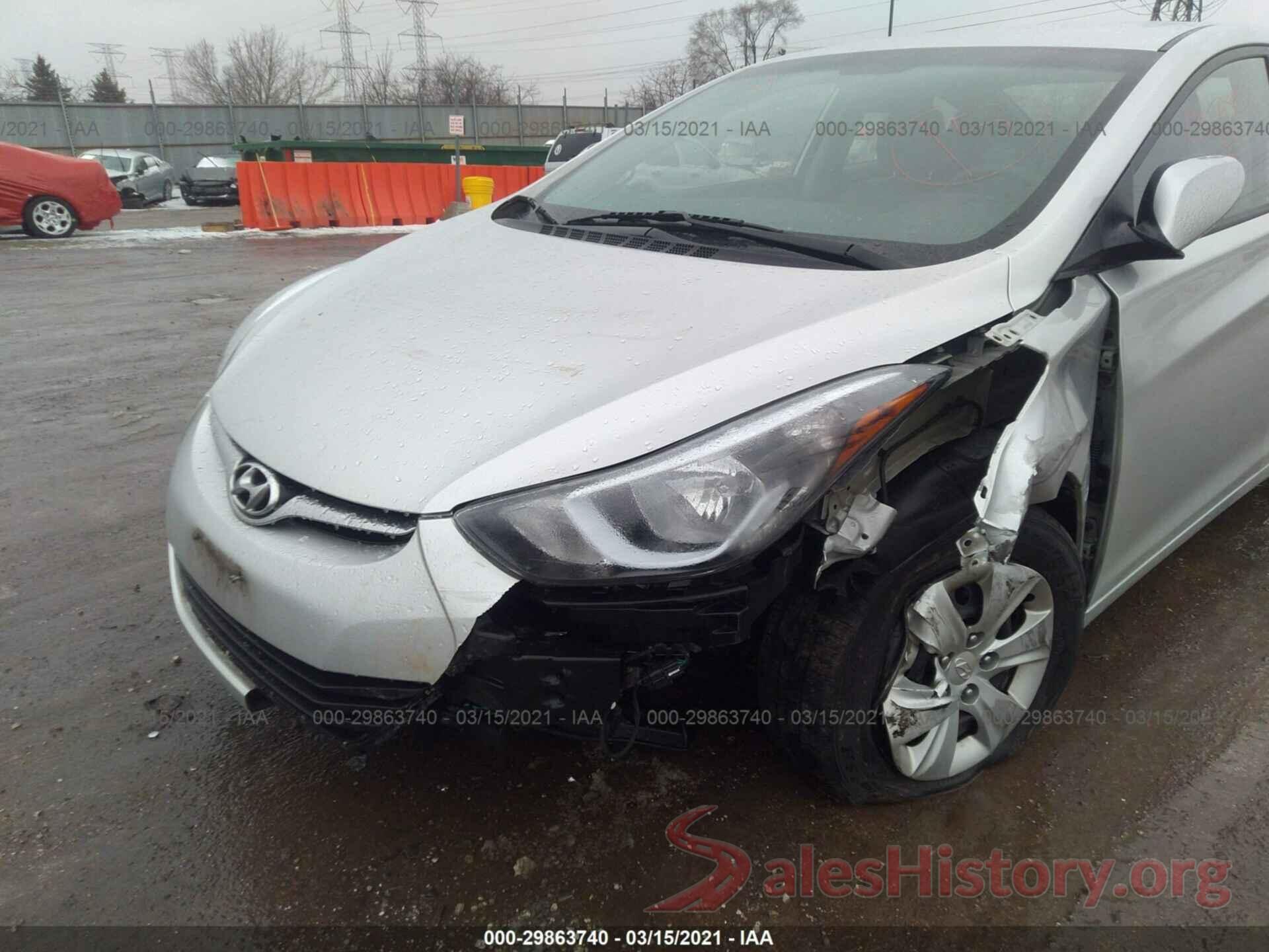 5NPDH4AE9GH672695 2016 HYUNDAI ELANTRA