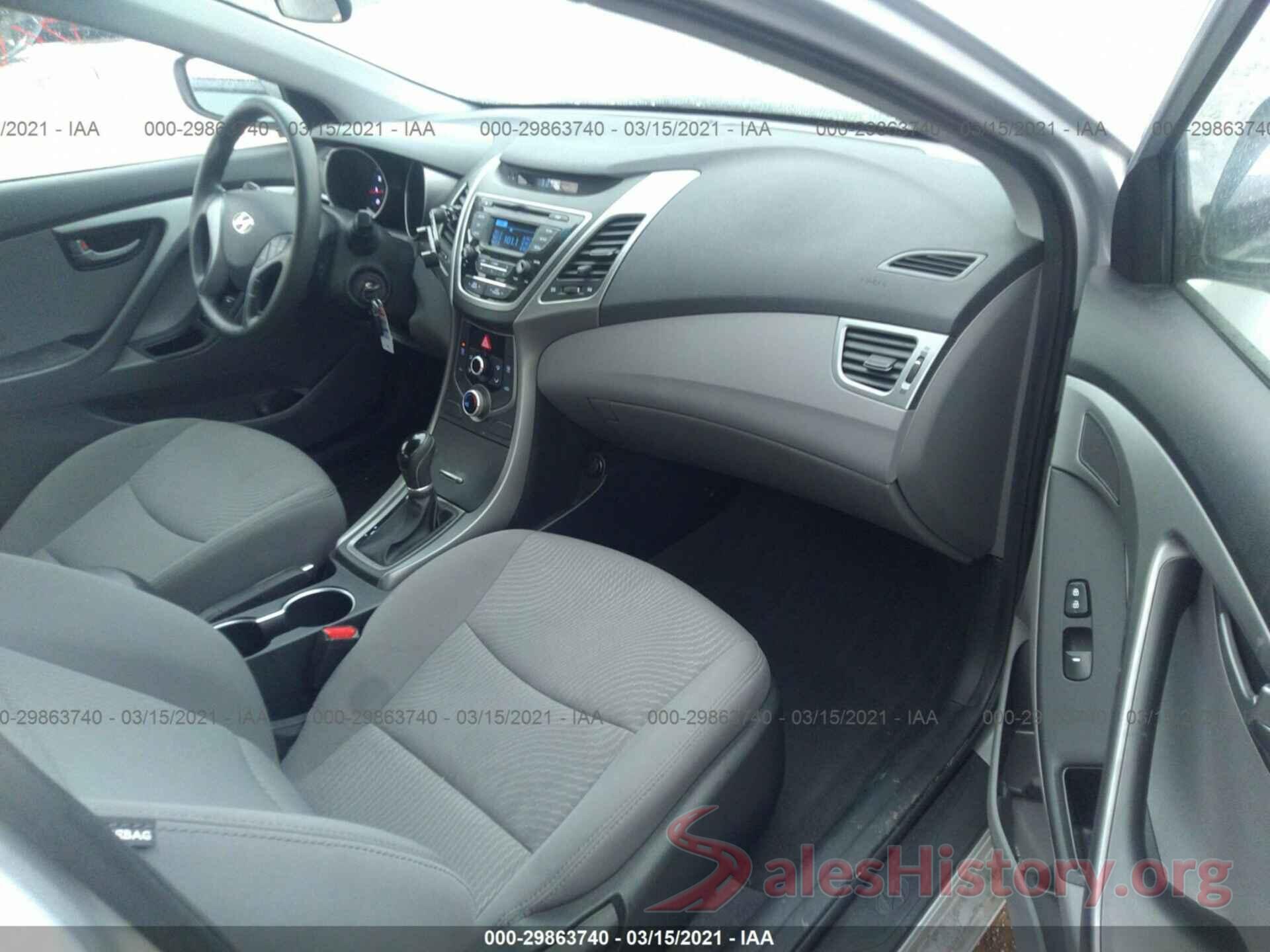 5NPDH4AE9GH672695 2016 HYUNDAI ELANTRA