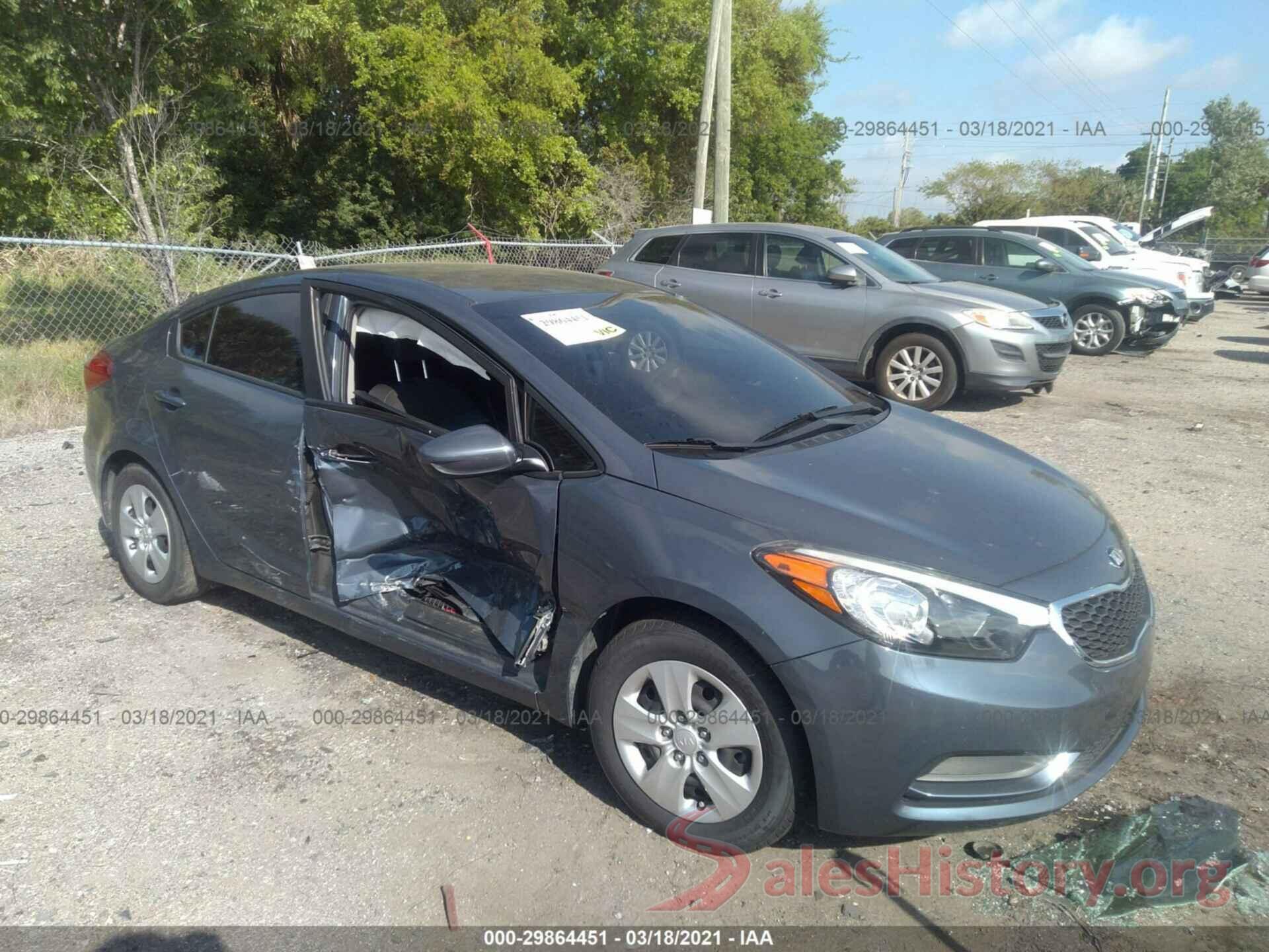 KNAFK4A65G5587076 2016 KIA FORTE