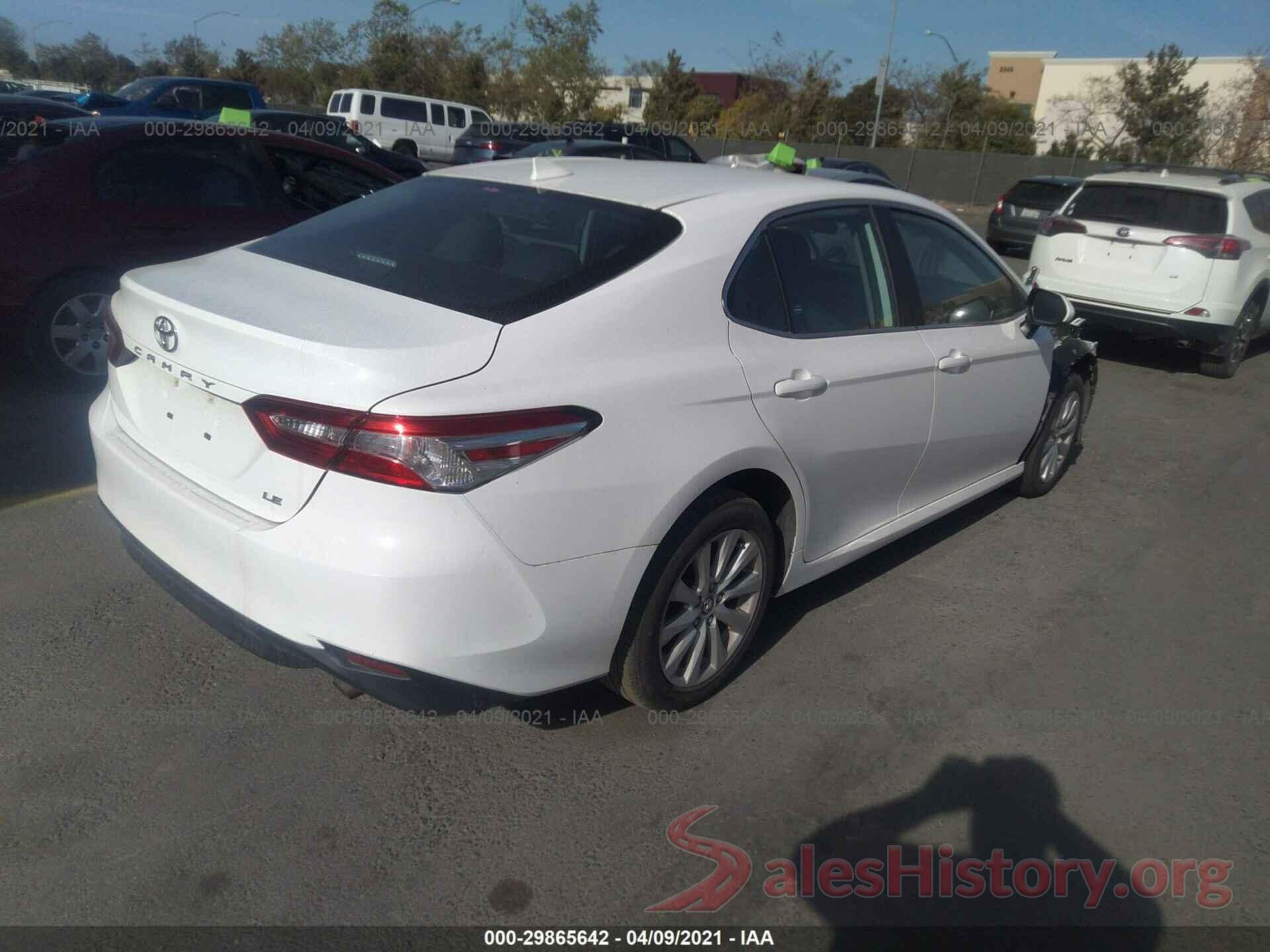 4T1C11AK1LU318590 2020 TOYOTA CAMRY