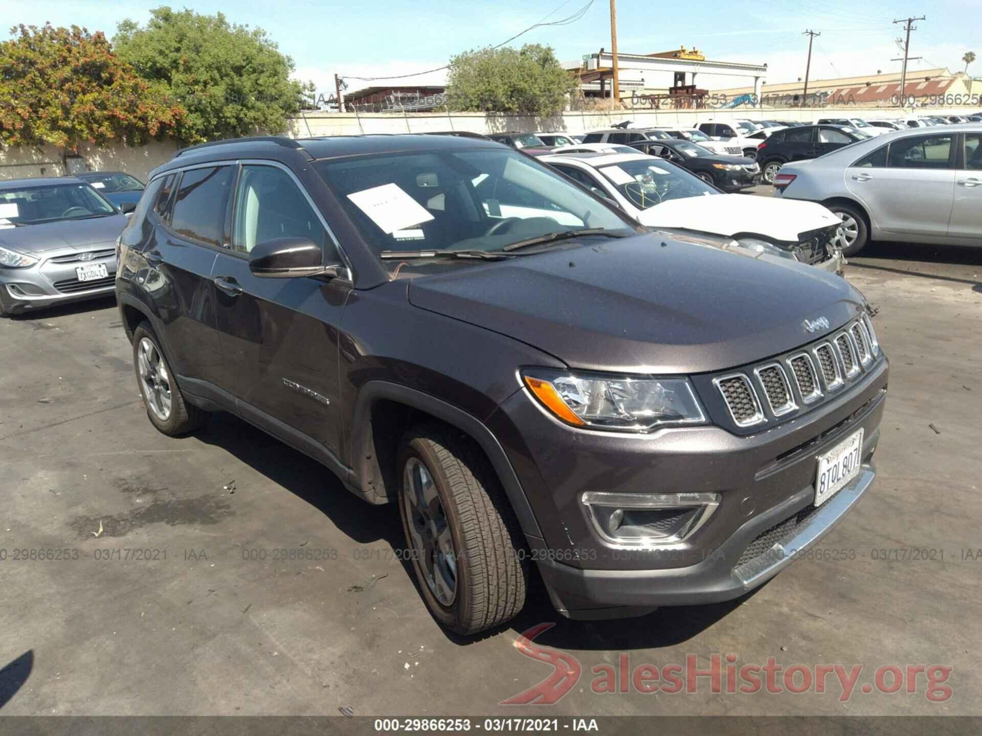 3C4NJDCB8KT621063 2019 JEEP COMPASS