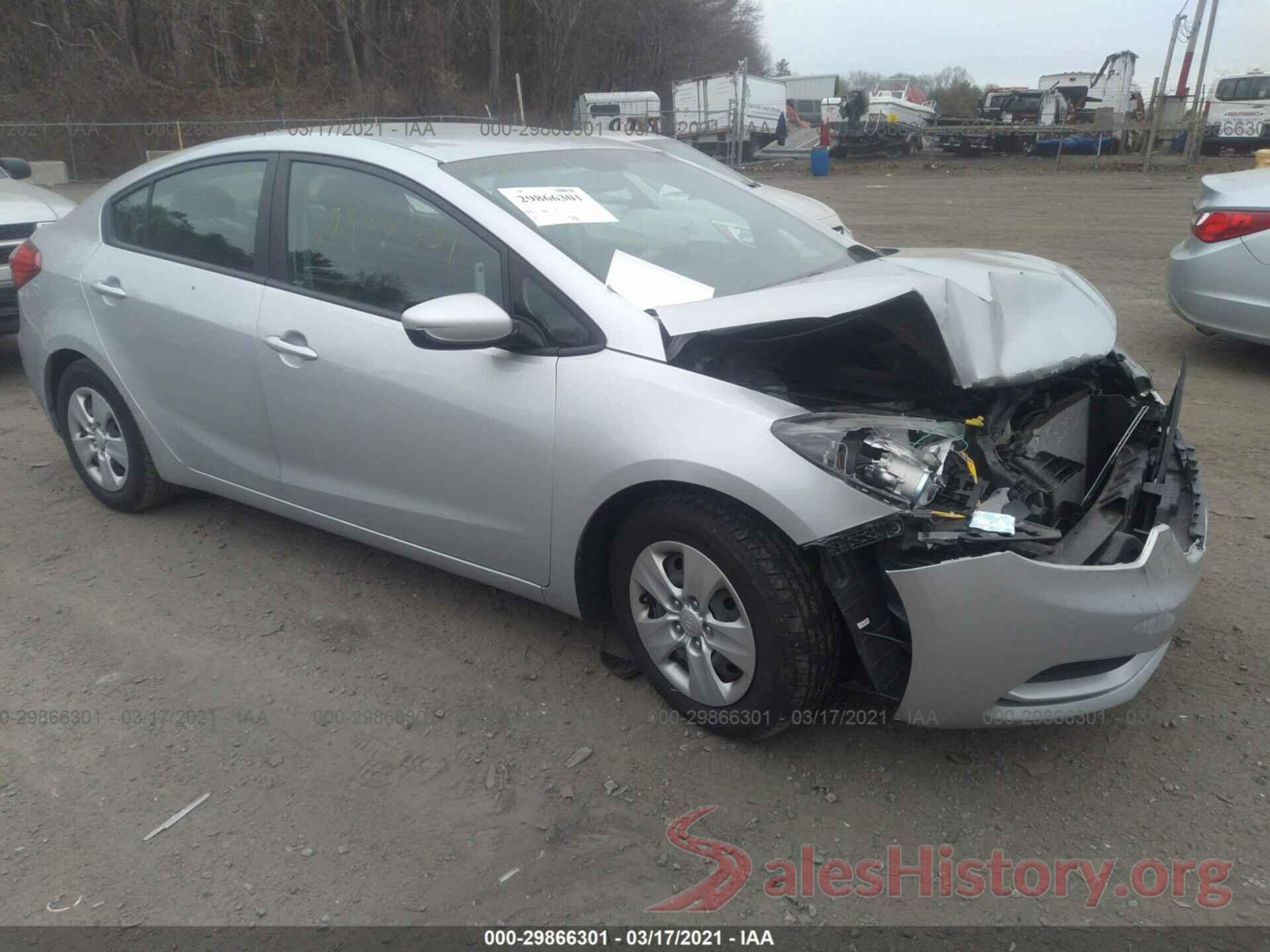 KNAFK4A67G5617548 2016 KIA FORTE