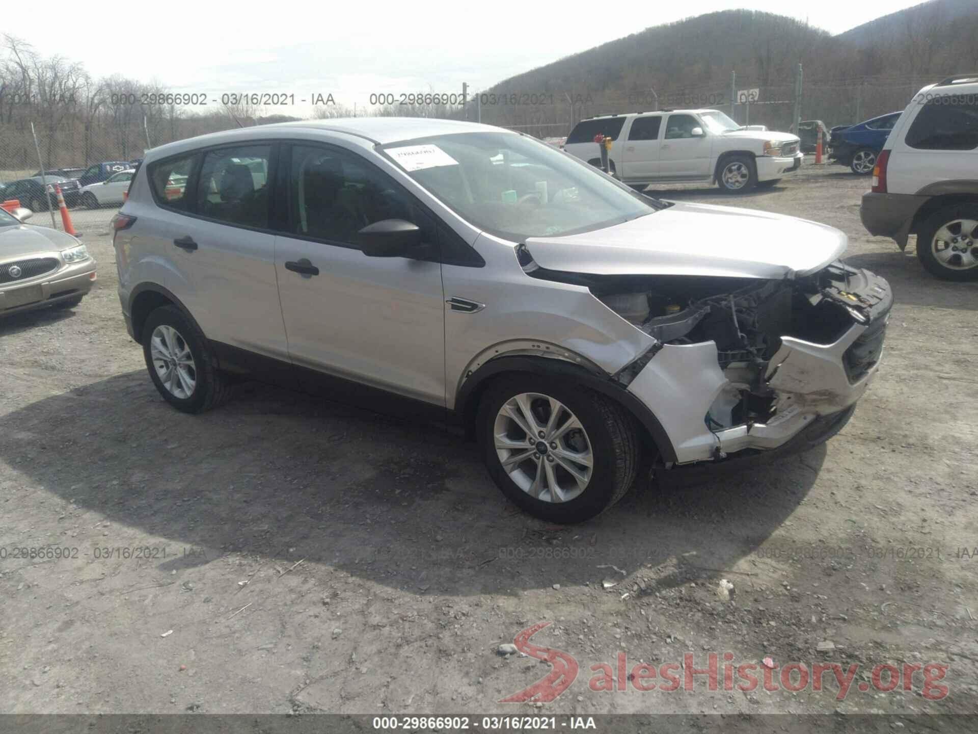 1FMCU0F76JUA08440 2018 FORD ESCAPE