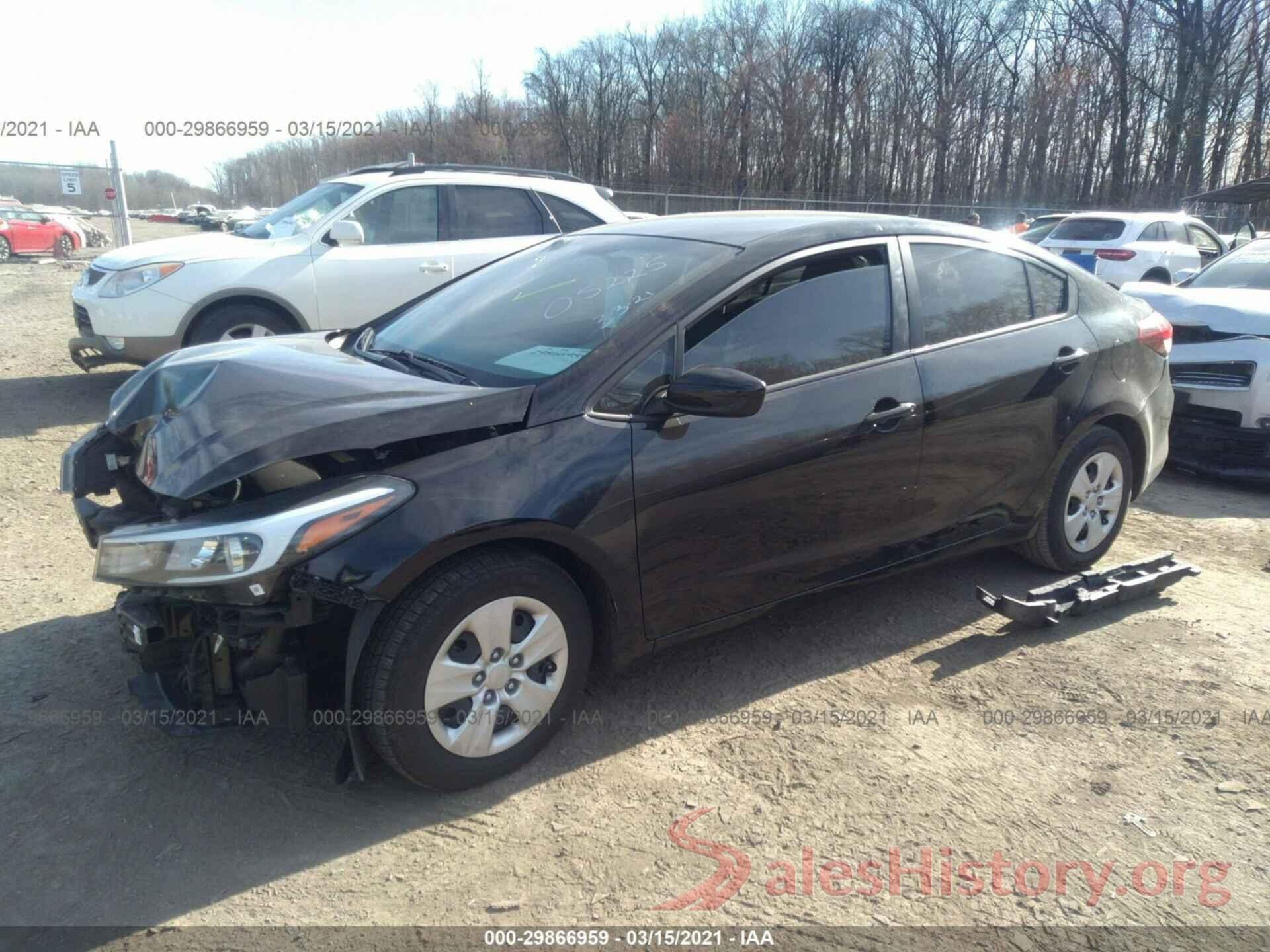 3KPFK4A77HE105225 2017 KIA FORTE