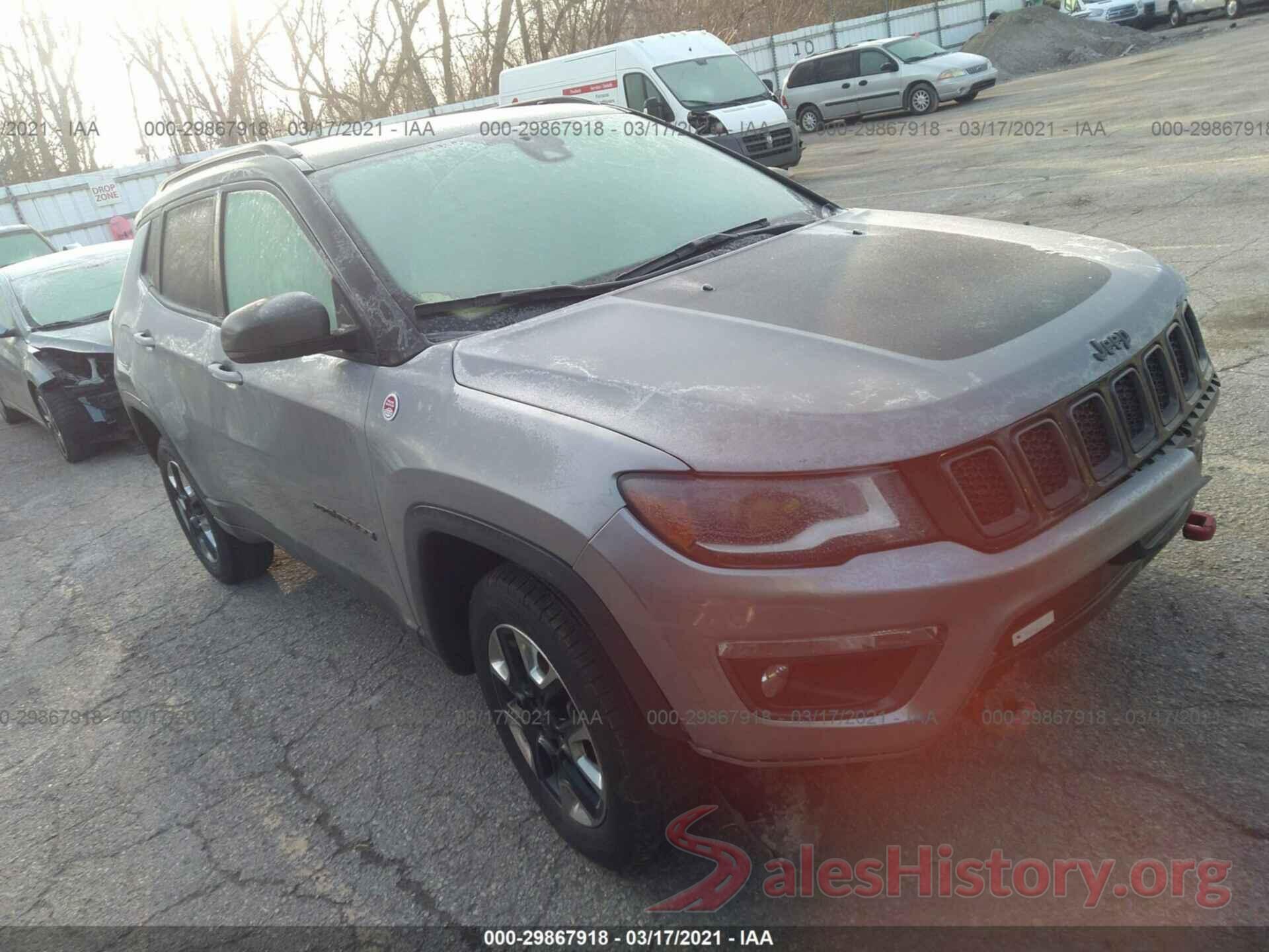 3C4NJDDB4JT280662 2018 JEEP COMPASS