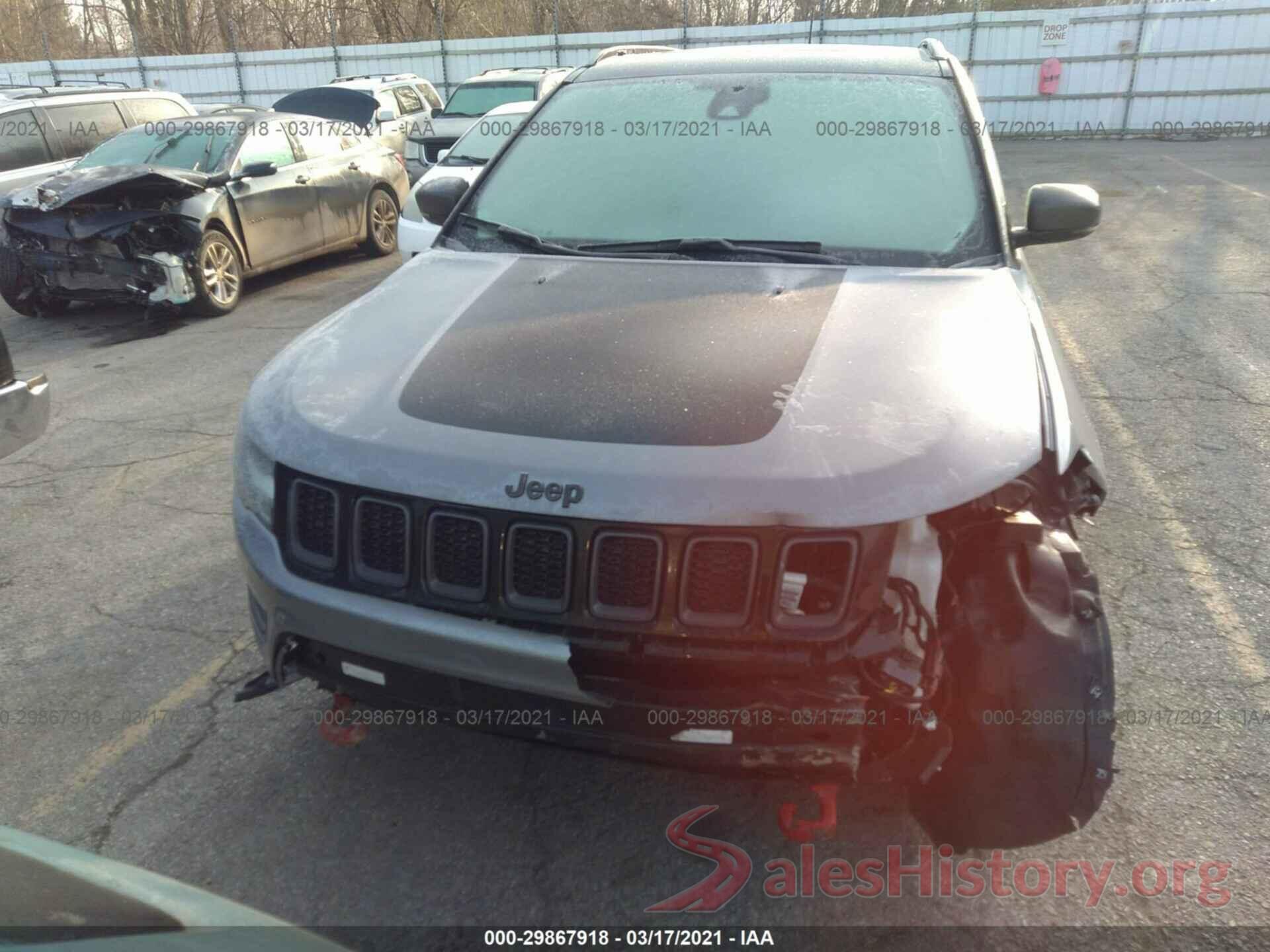 3C4NJDDB4JT280662 2018 JEEP COMPASS