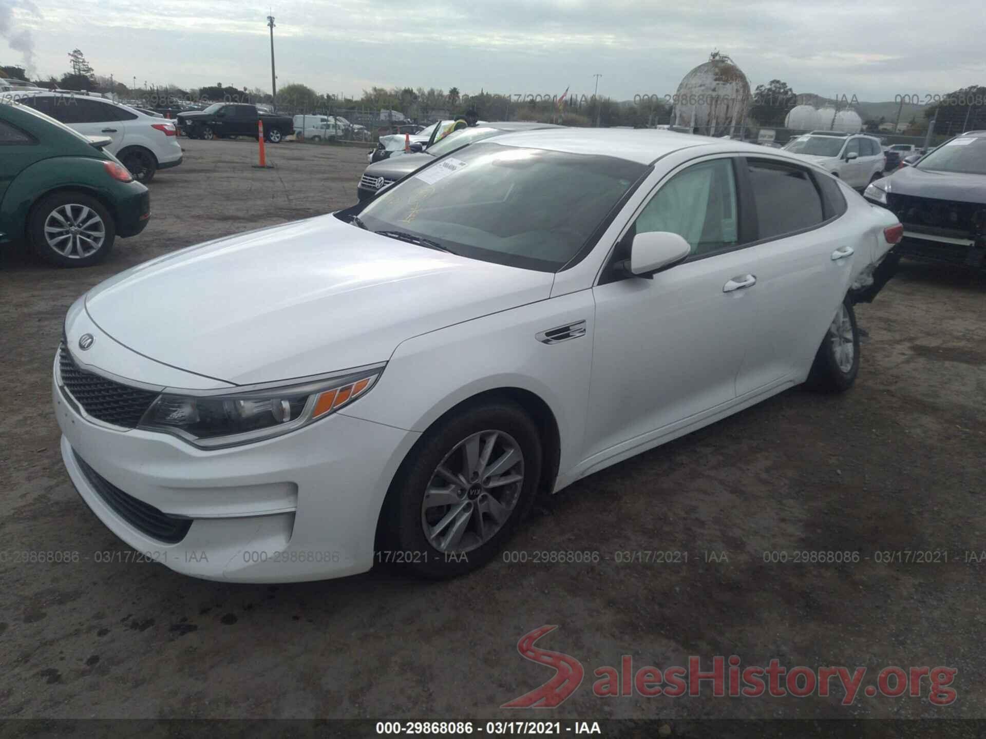 KNAGT4L37G5074030 2016 KIA OPTIMA