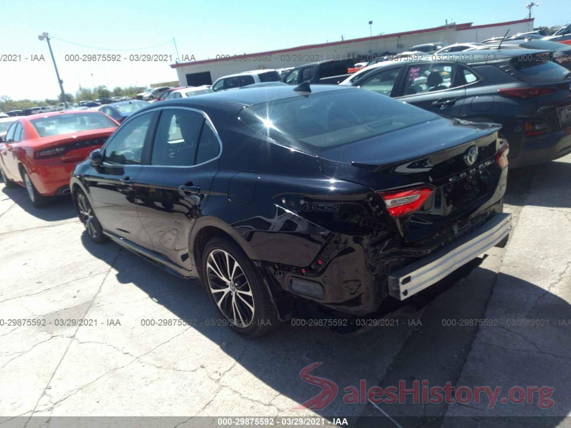 4T1B11HKXKU268143 2019 TOYOTA CAMRY