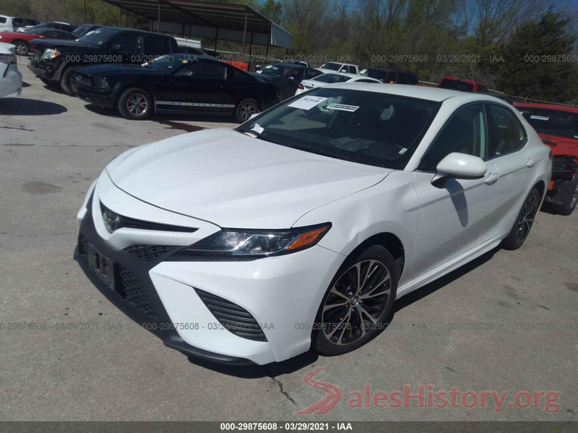 4T1B11HK8KU761318 2019 TOYOTA CAMRY