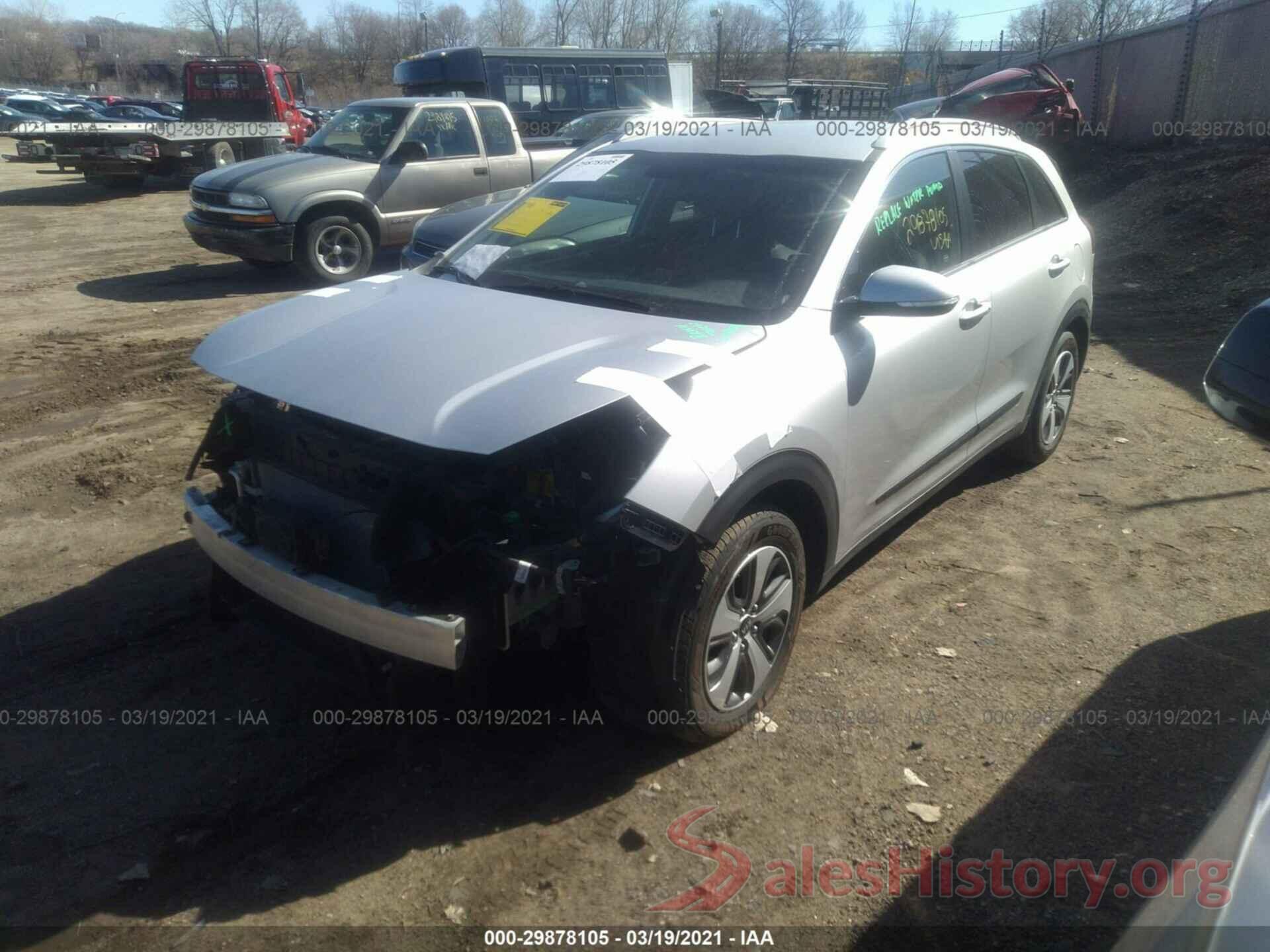 KNDCC3LC6H5086702 2017 KIA NIRO